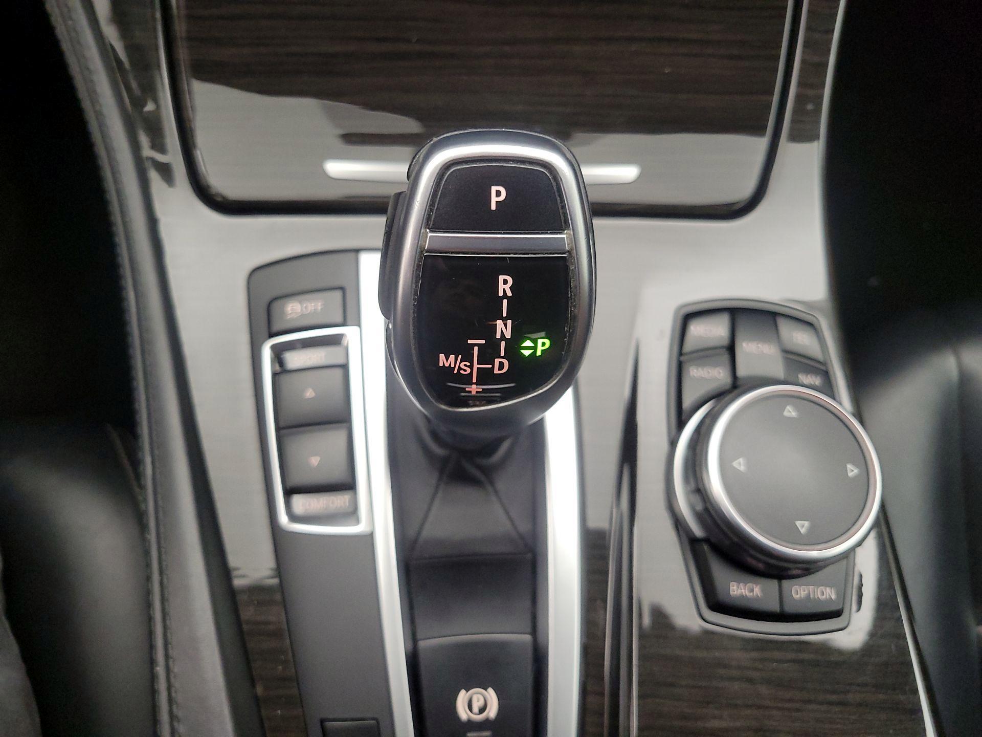Thumbnail: 2015 BMW 5 Series - 18