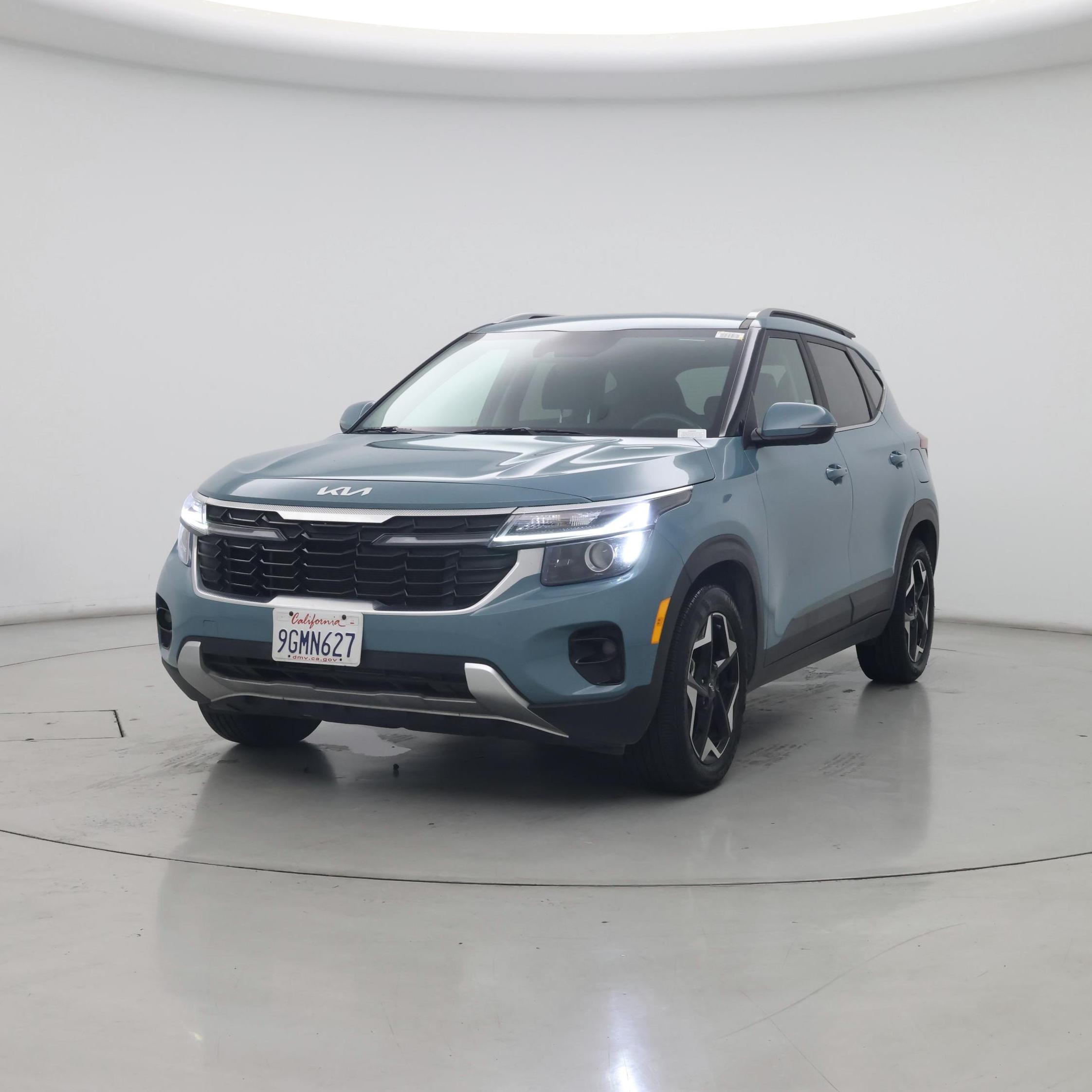 Thumbnail: 2024 Kia Seltos - 4