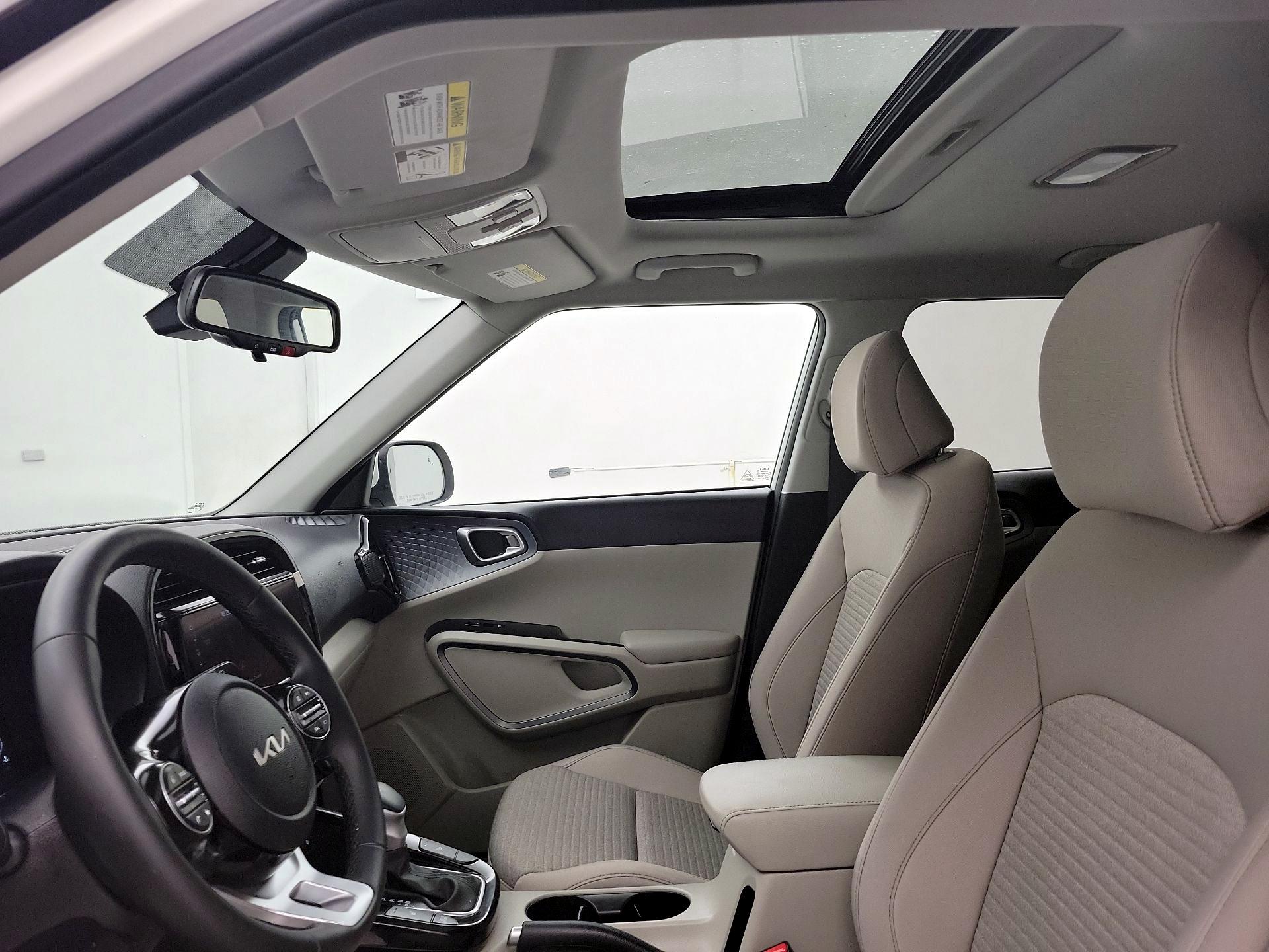 Thumbnail: 2023 Kia Soul - 20