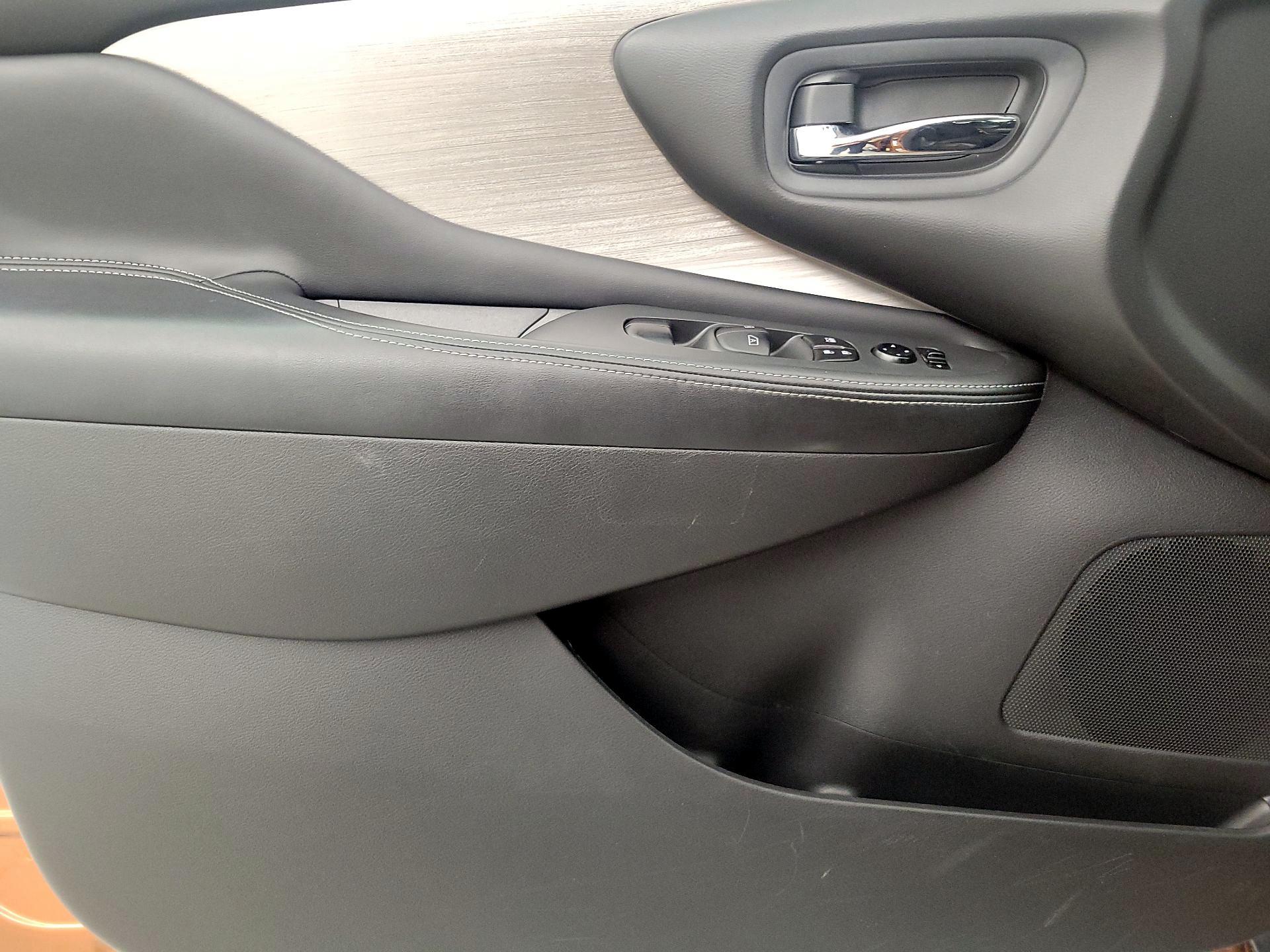 Thumbnail: 2015 Nissan Murano - 12