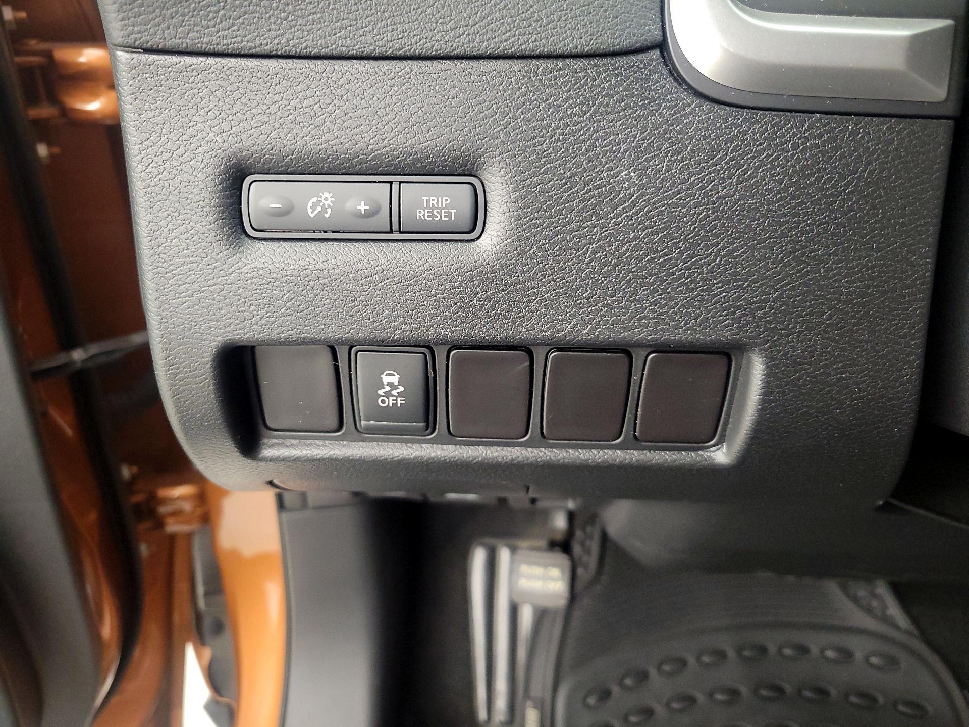 Thumbnail: 2015 Nissan Murano - 13