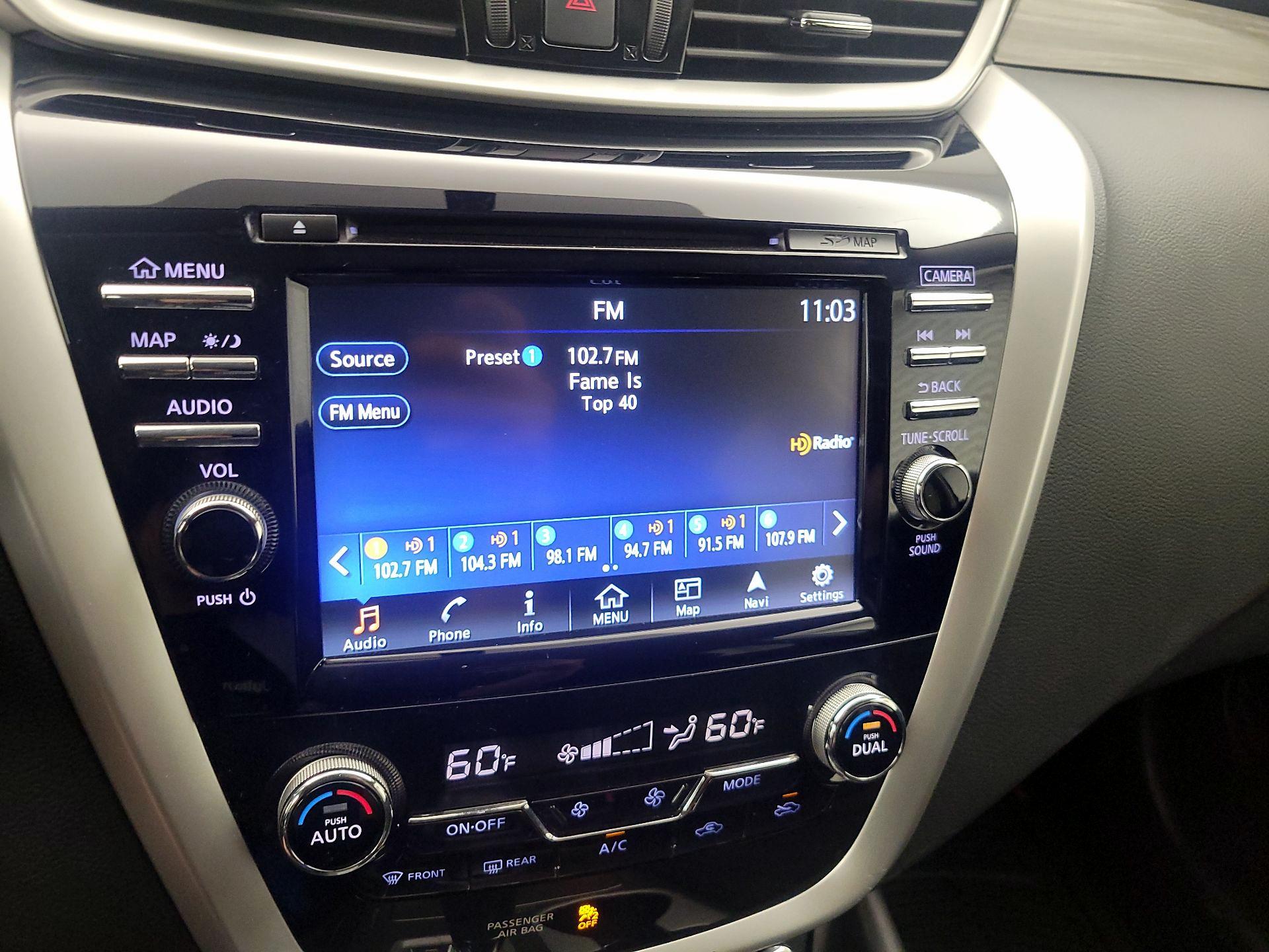 Thumbnail: 2015 Nissan Murano - 15