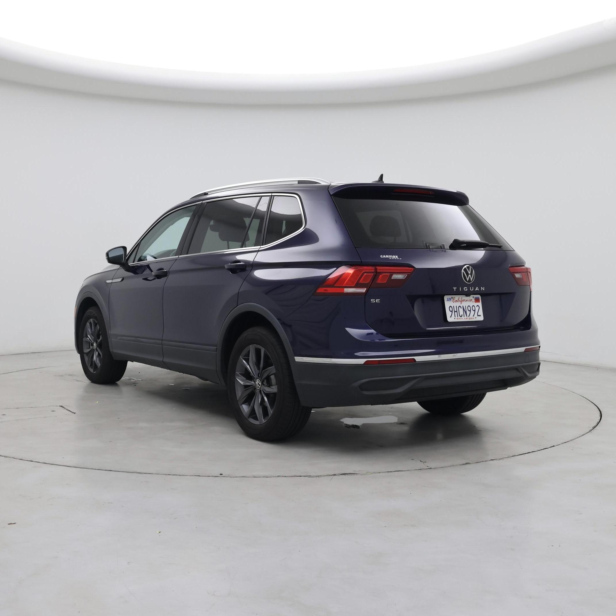 Thumbnail: 2023 Volkswagen Tiguan - 2