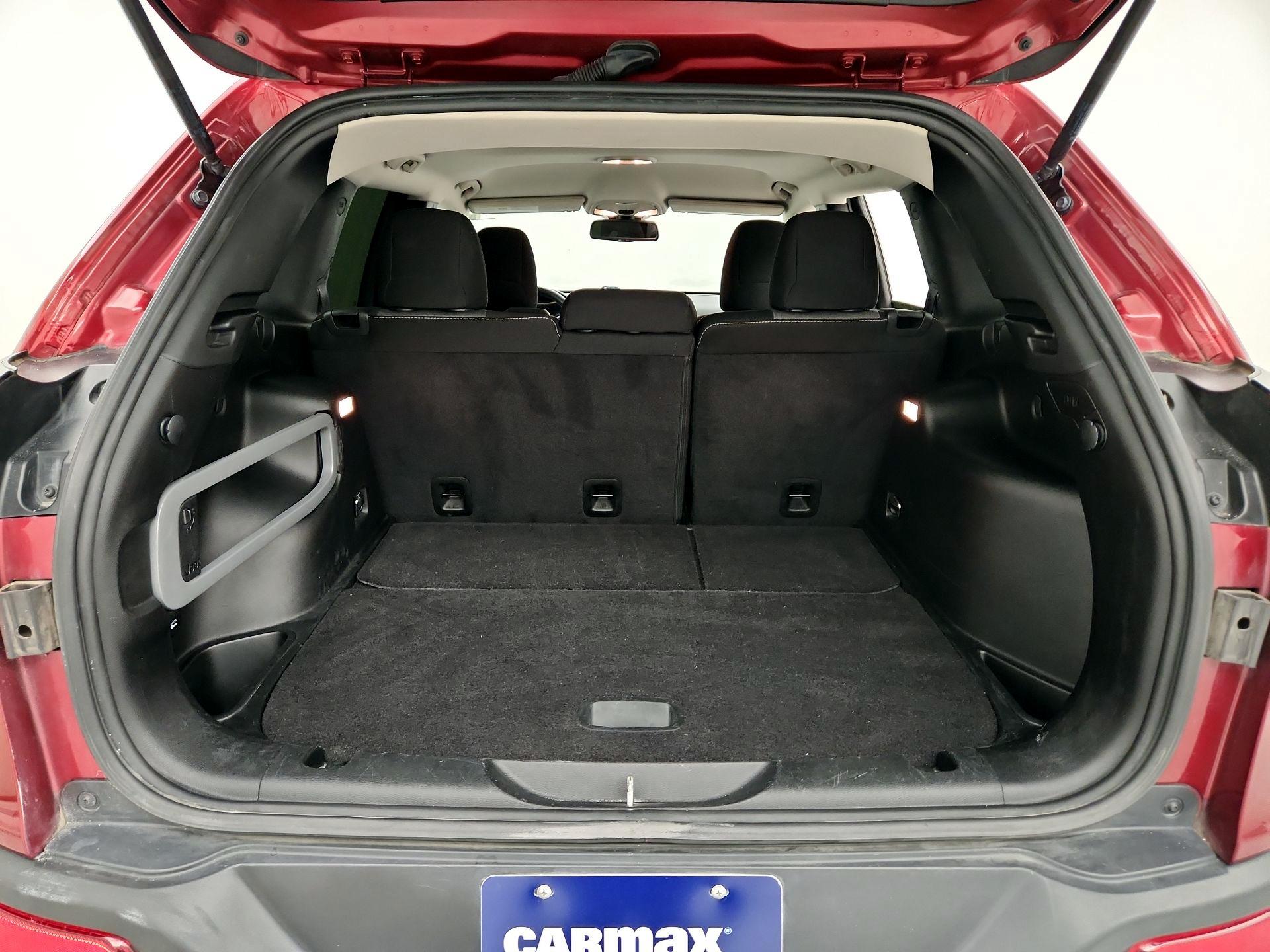 Thumbnail: 2014 Jeep Cherokee - 19
