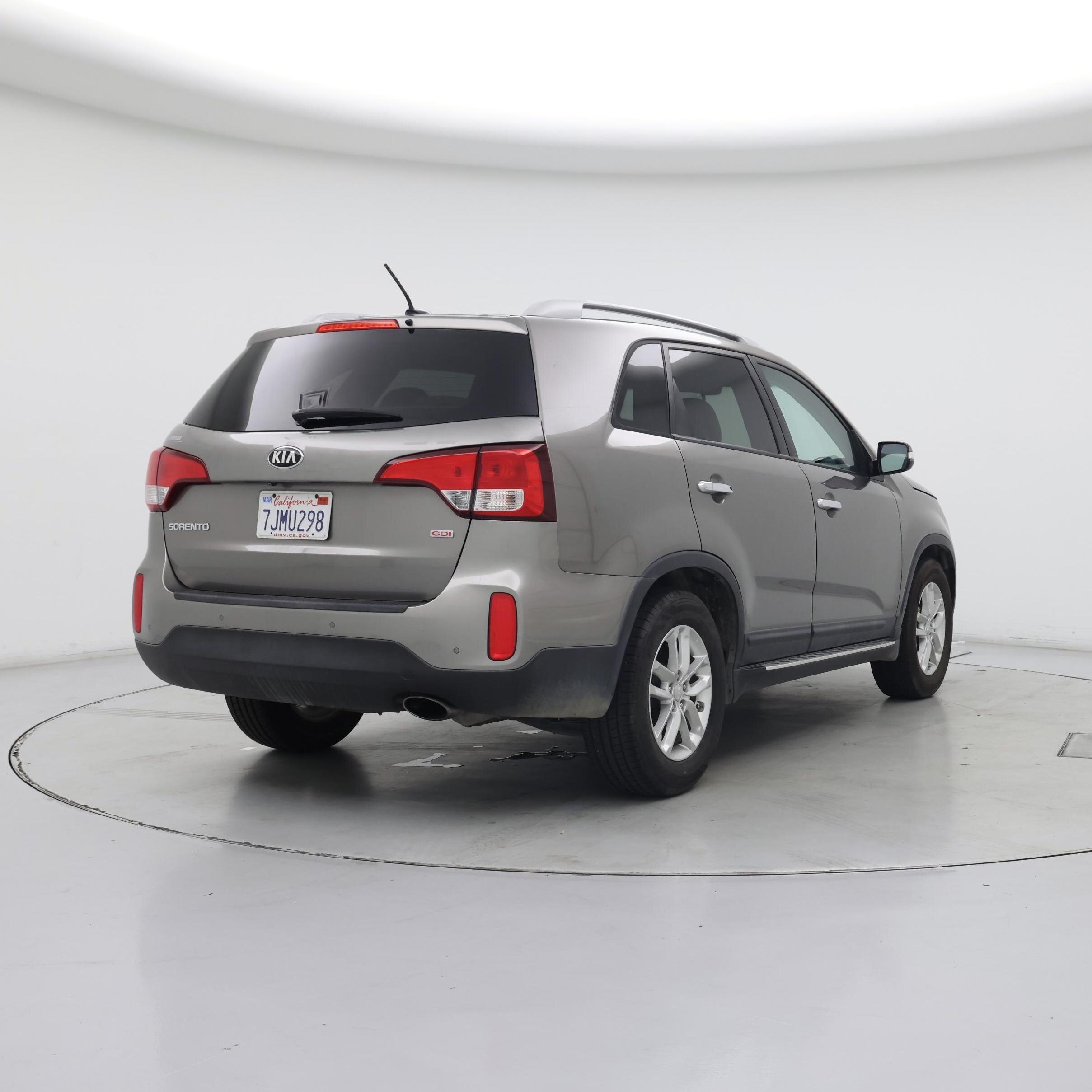 Thumbnail: 2015 Kia Sorento - 8