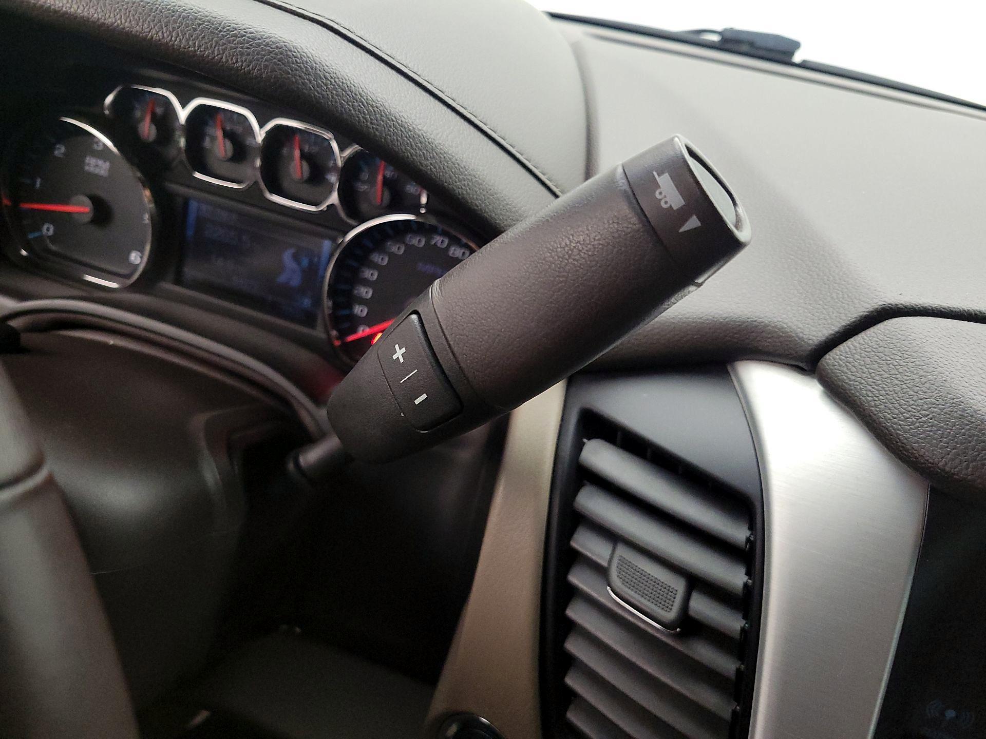Thumbnail: 2019 GMC Yukon - 16