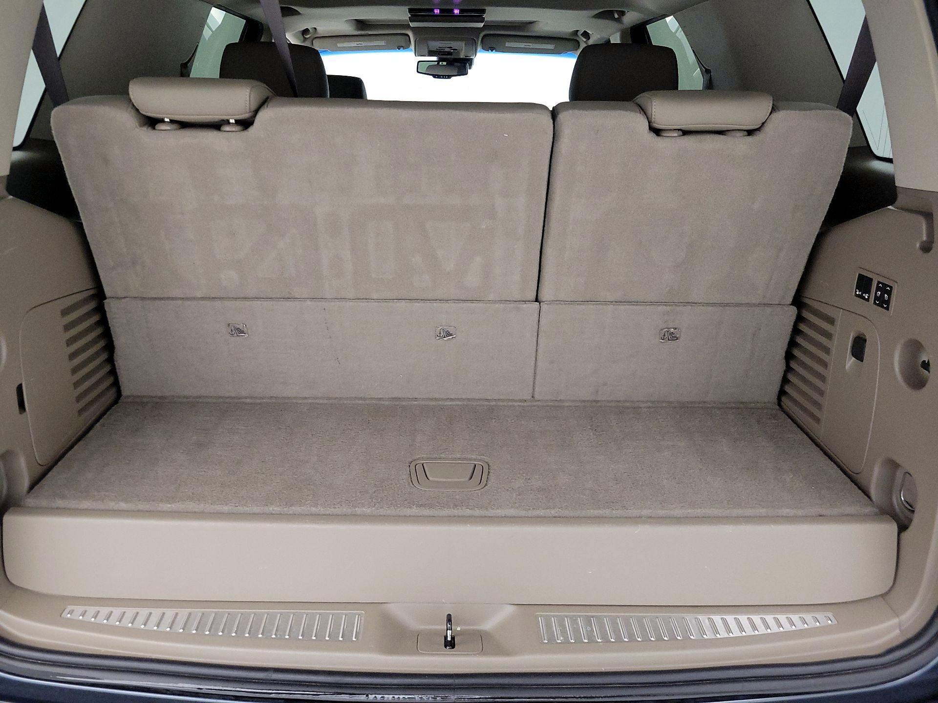 Thumbnail: 2019 GMC Yukon - 19