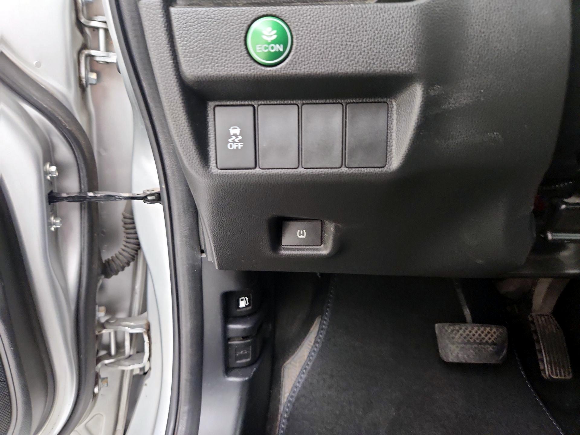 Thumbnail: 2015 Honda Fit - 13