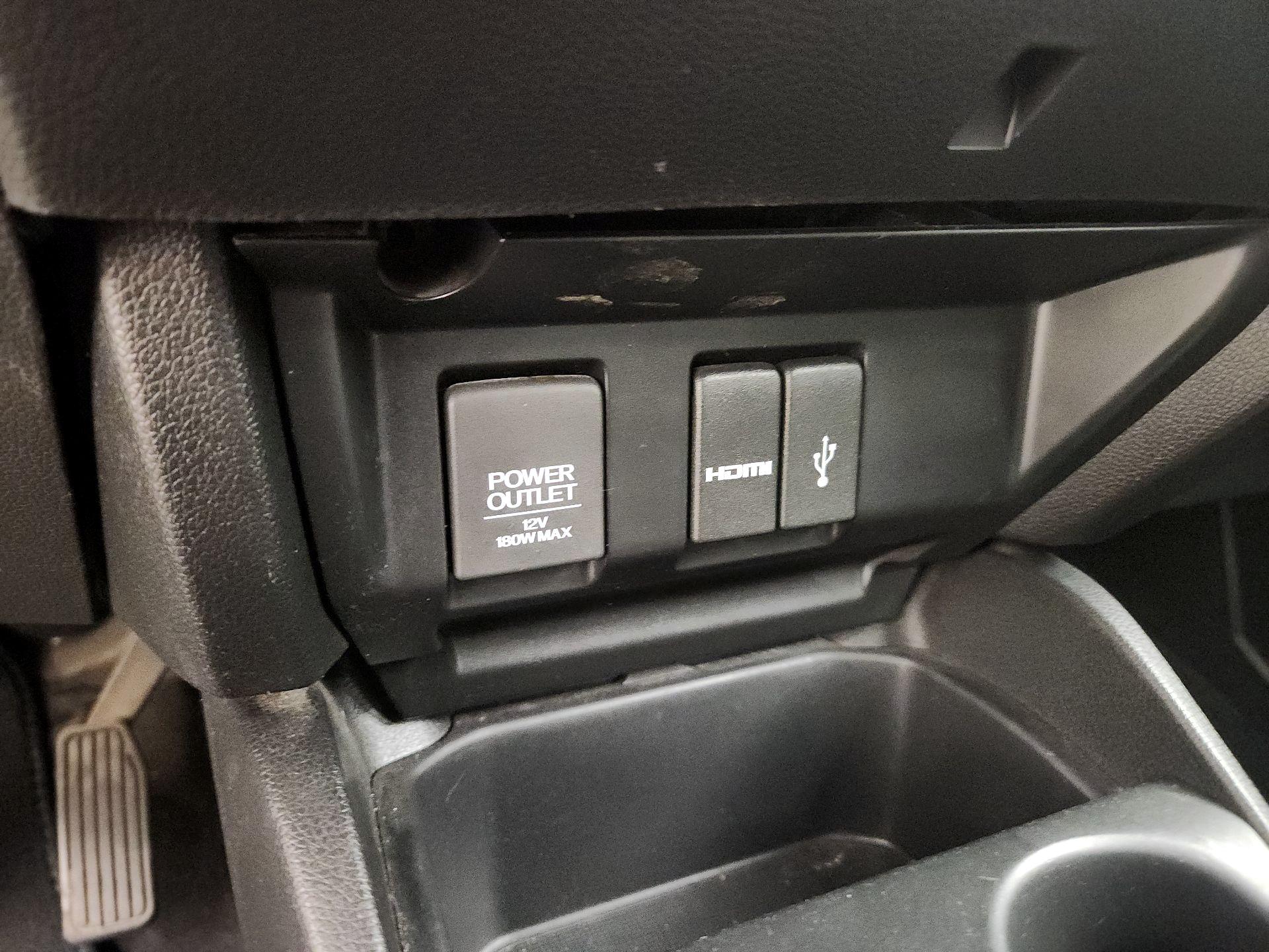 Thumbnail: 2015 Honda Fit - 18
