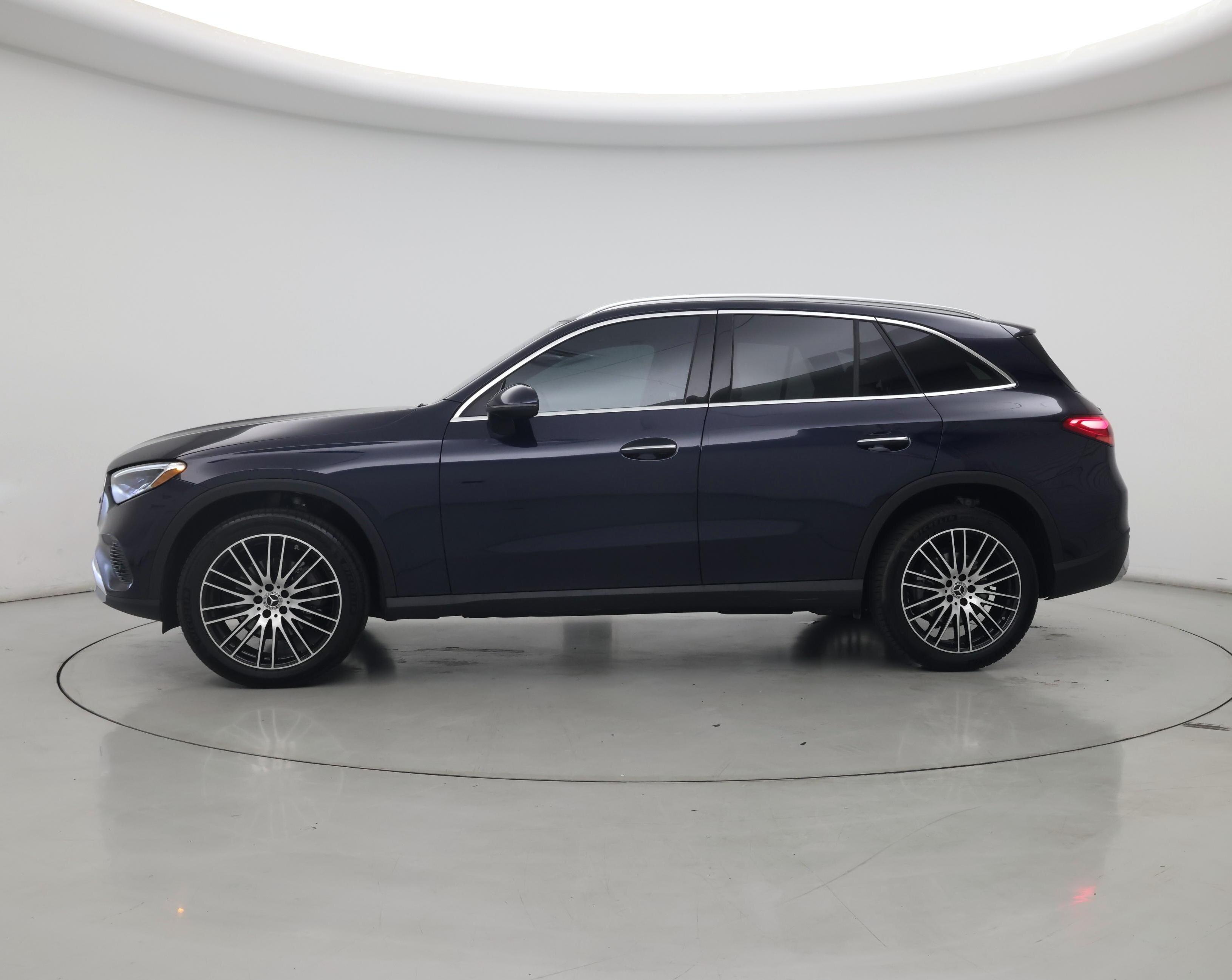 Thumbnail: 2024 Mercedes-Benz GLC - 3