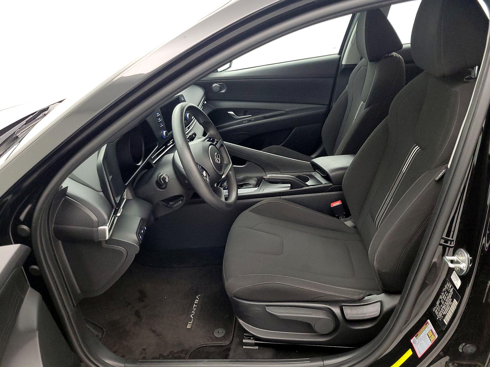 Thumbnail: 2023 Hyundai Elantra - 11