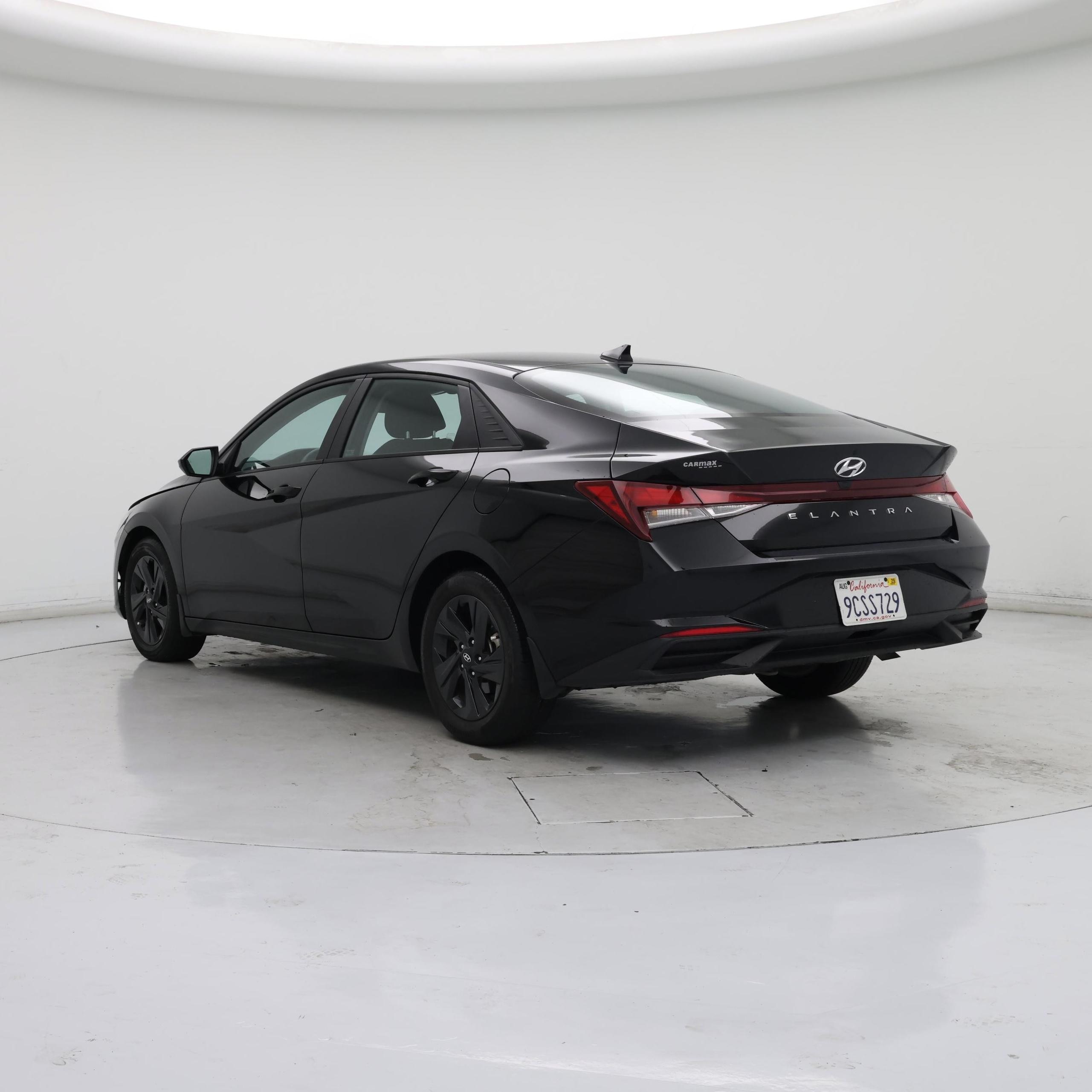 Thumbnail: 2023 Hyundai Elantra - 2