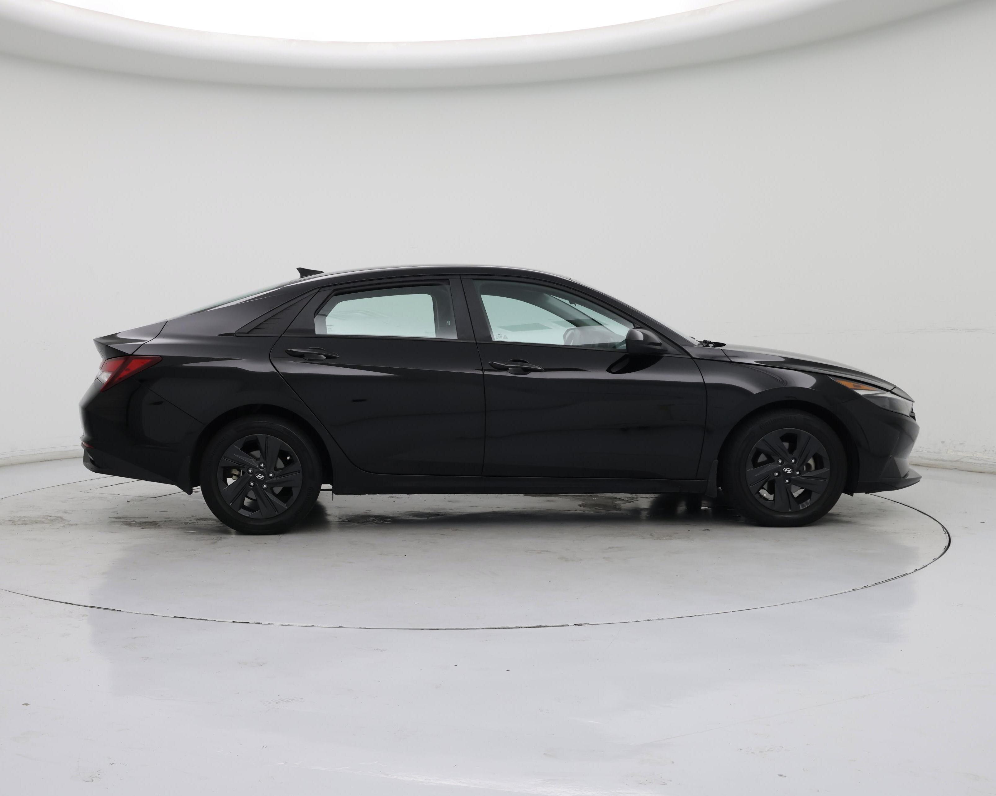 Thumbnail: 2023 Hyundai Elantra - 7