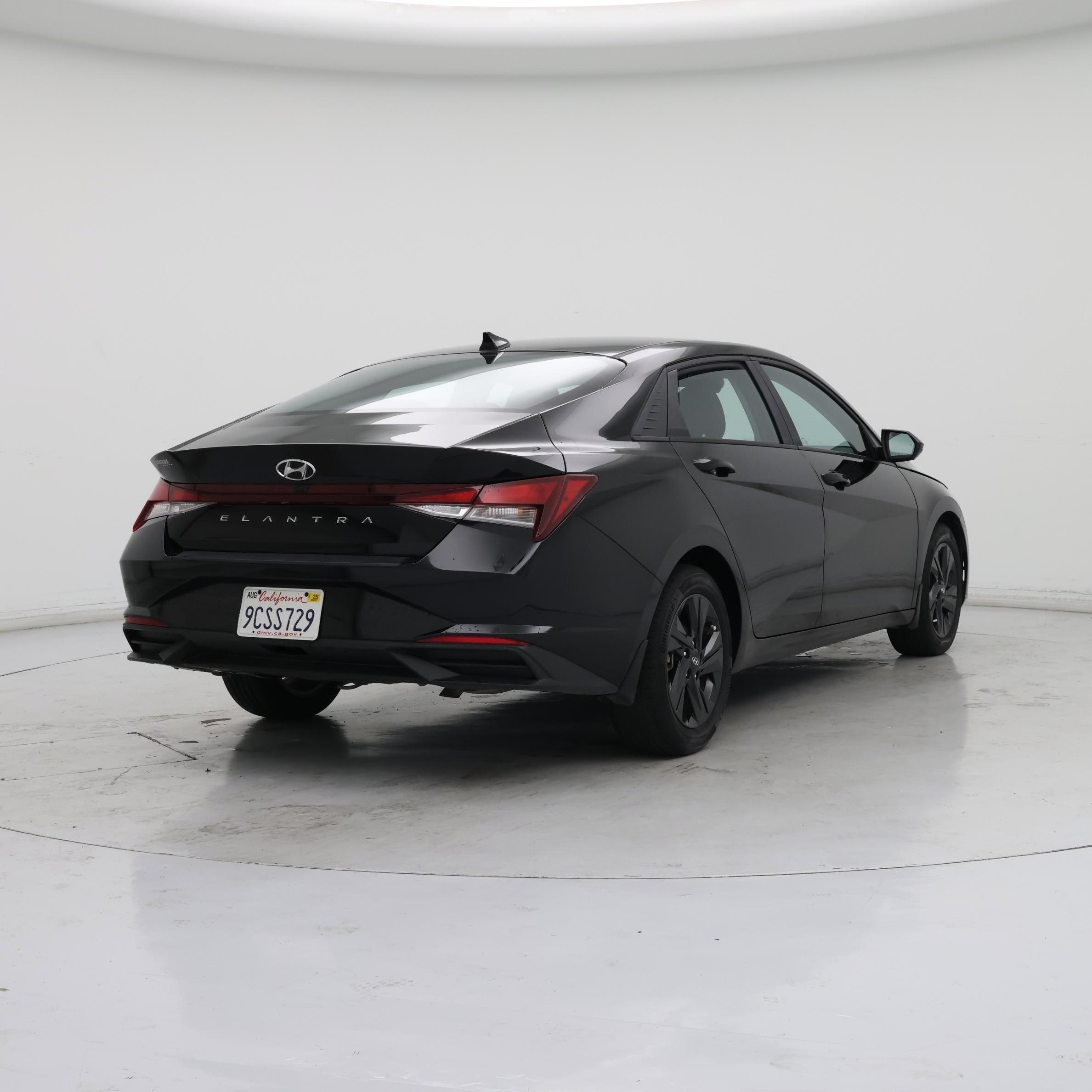 Thumbnail: 2023 Hyundai Elantra - 8