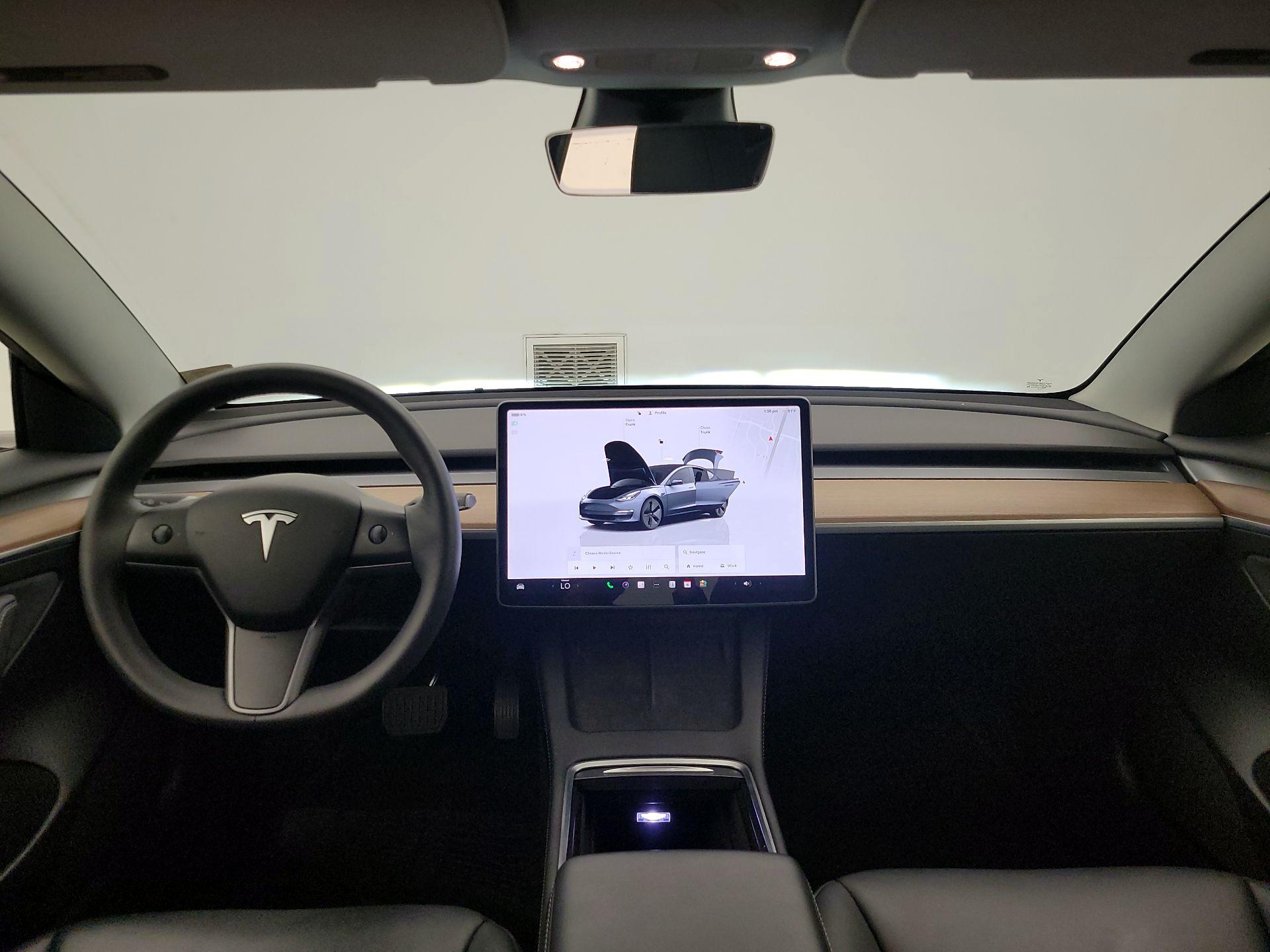 Thumbnail: 2022 Tesla Model 3 - 9