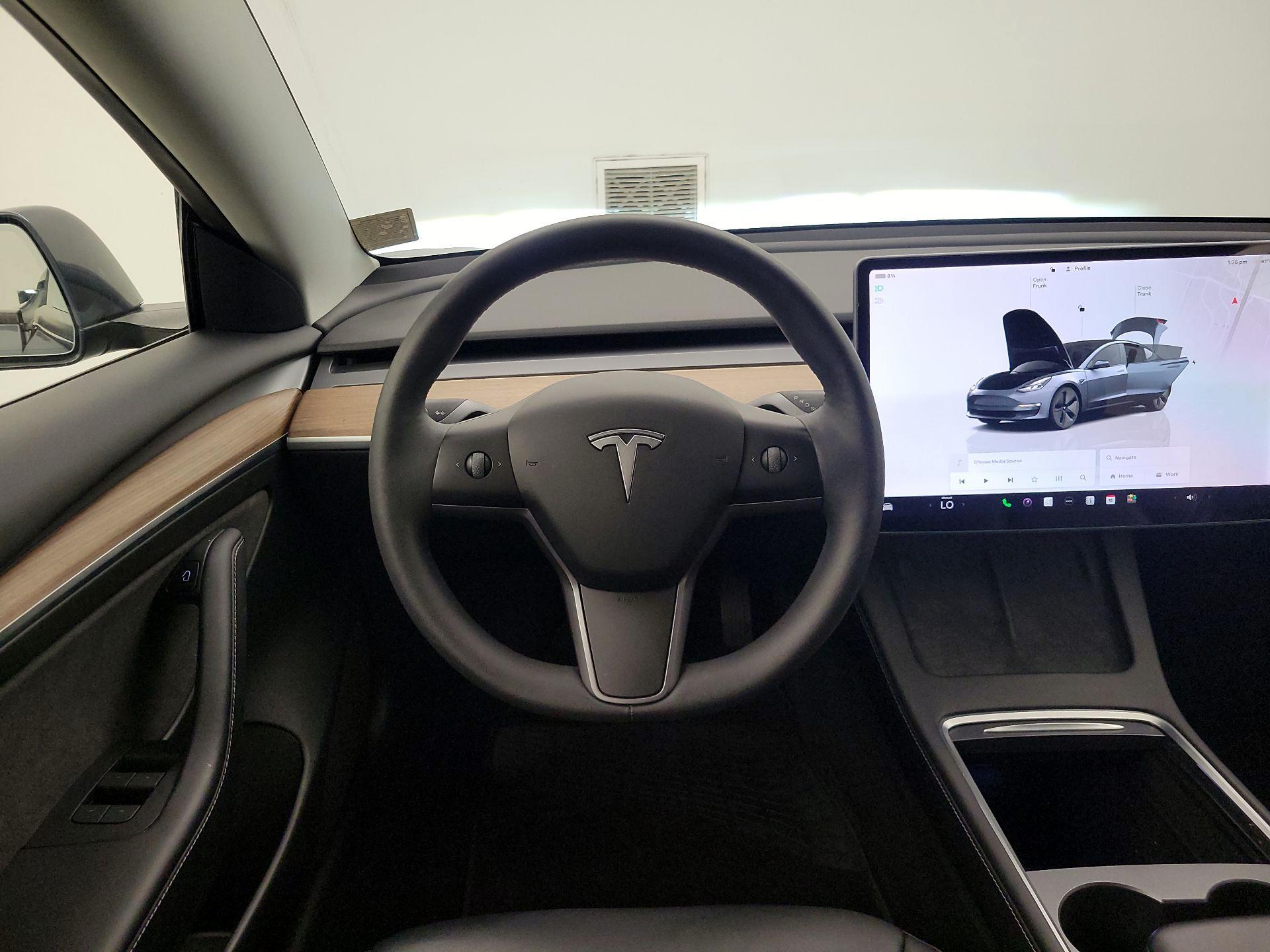 Thumbnail: 2022 Tesla Model 3 - 10