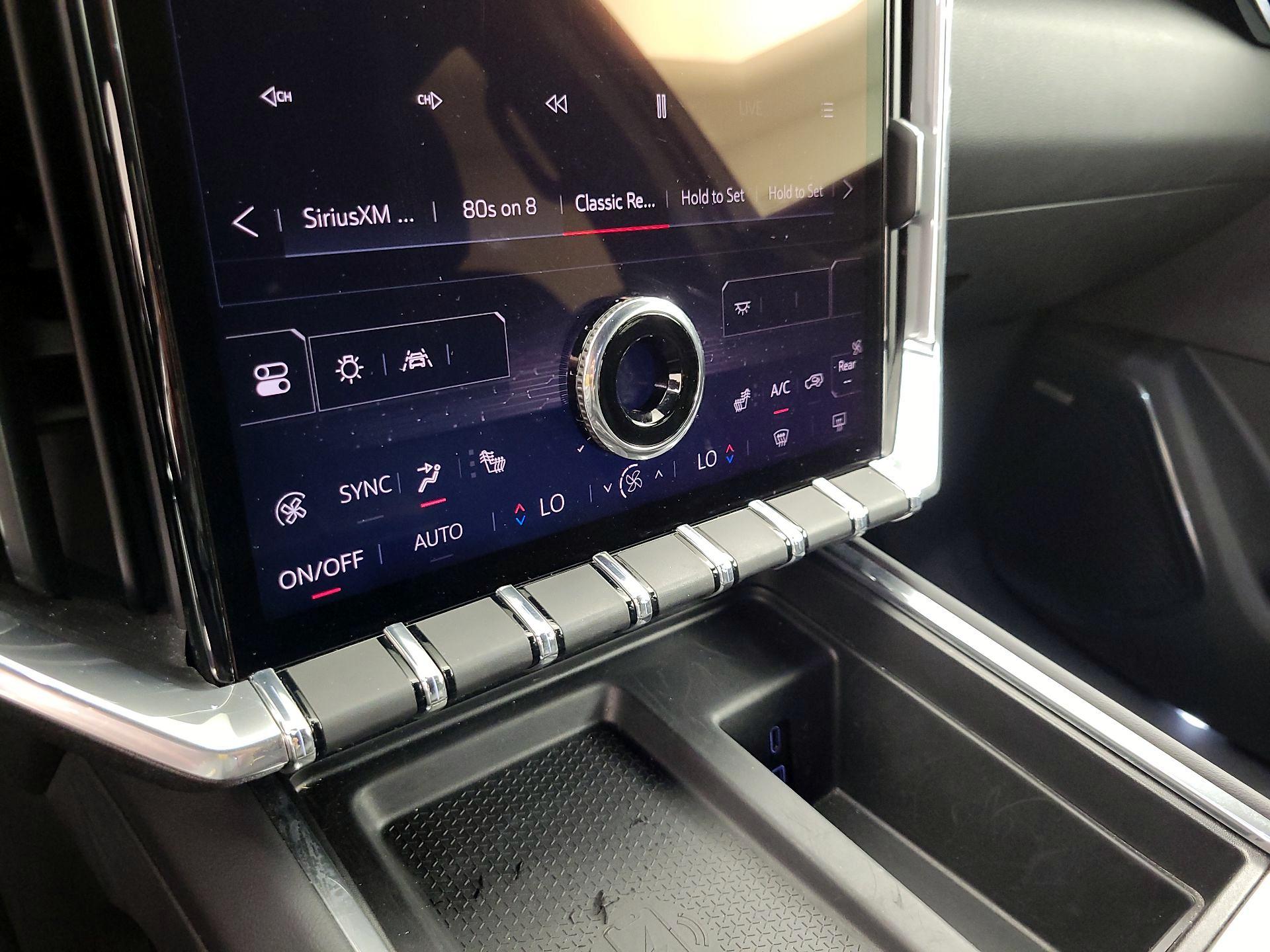 Thumbnail: 2025 GMC Acadia - 16