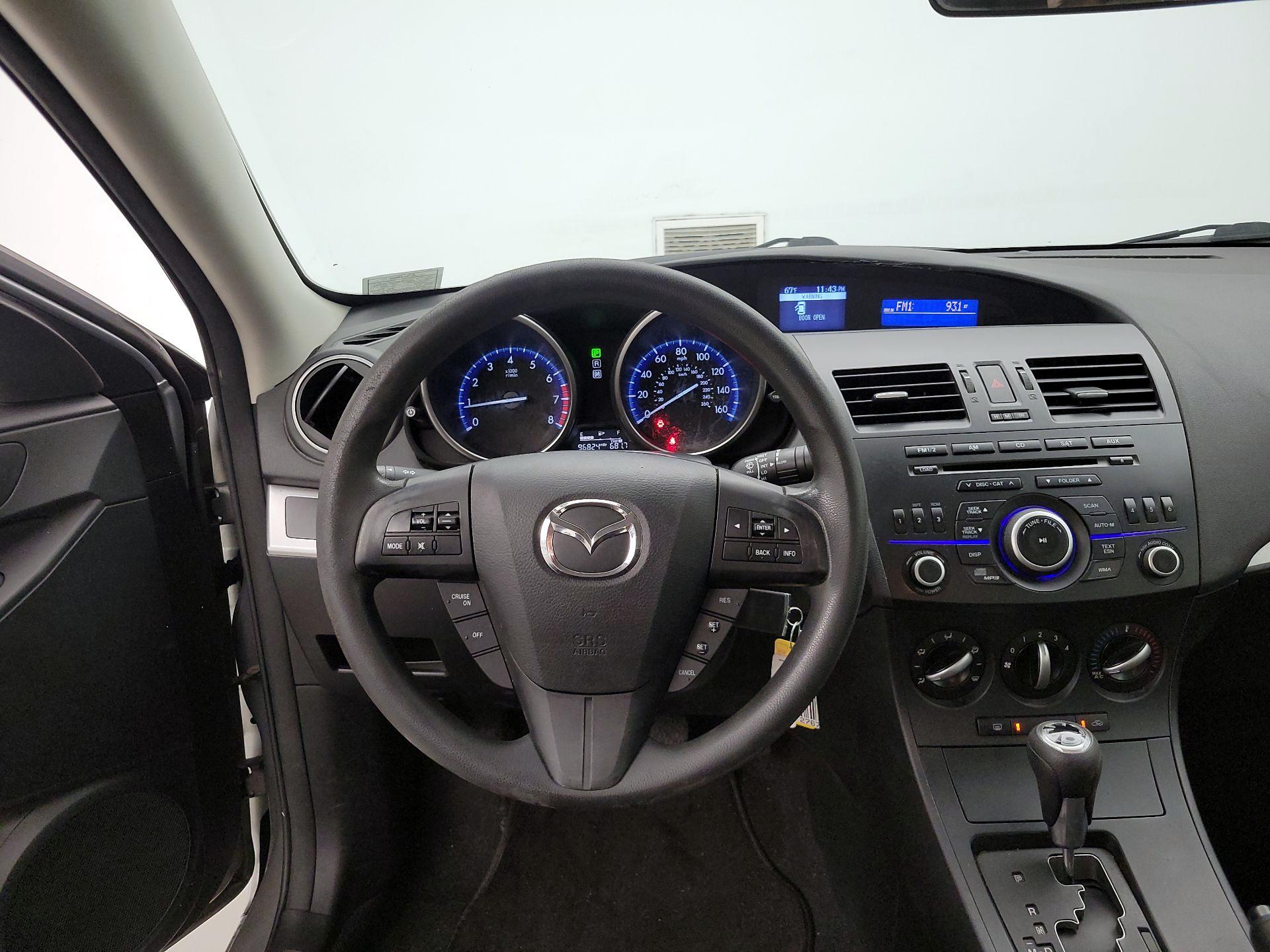 Thumbnail: 2013 Mazda Mazda3 - 10