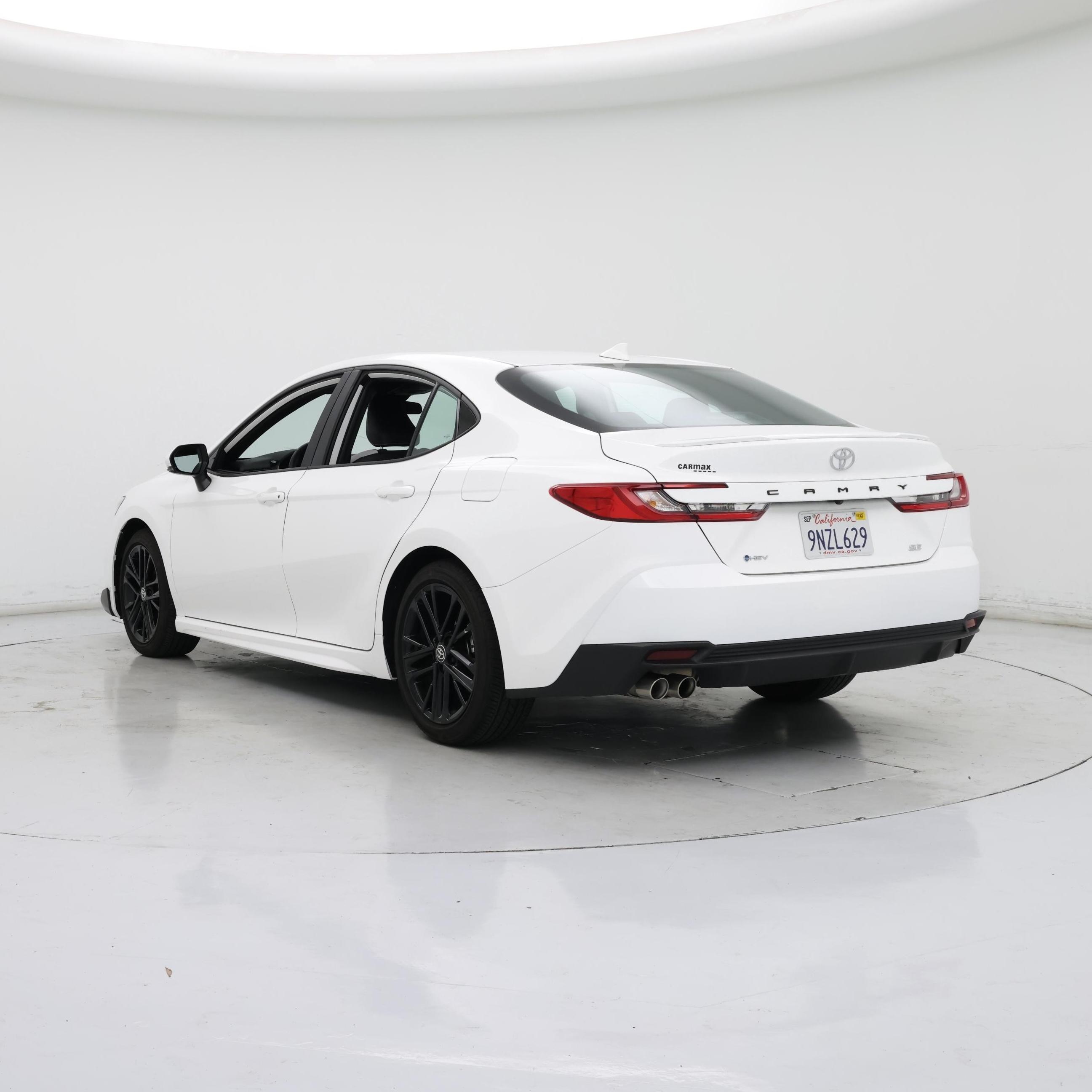 Thumbnail: 2025 Toyota Camry - 2