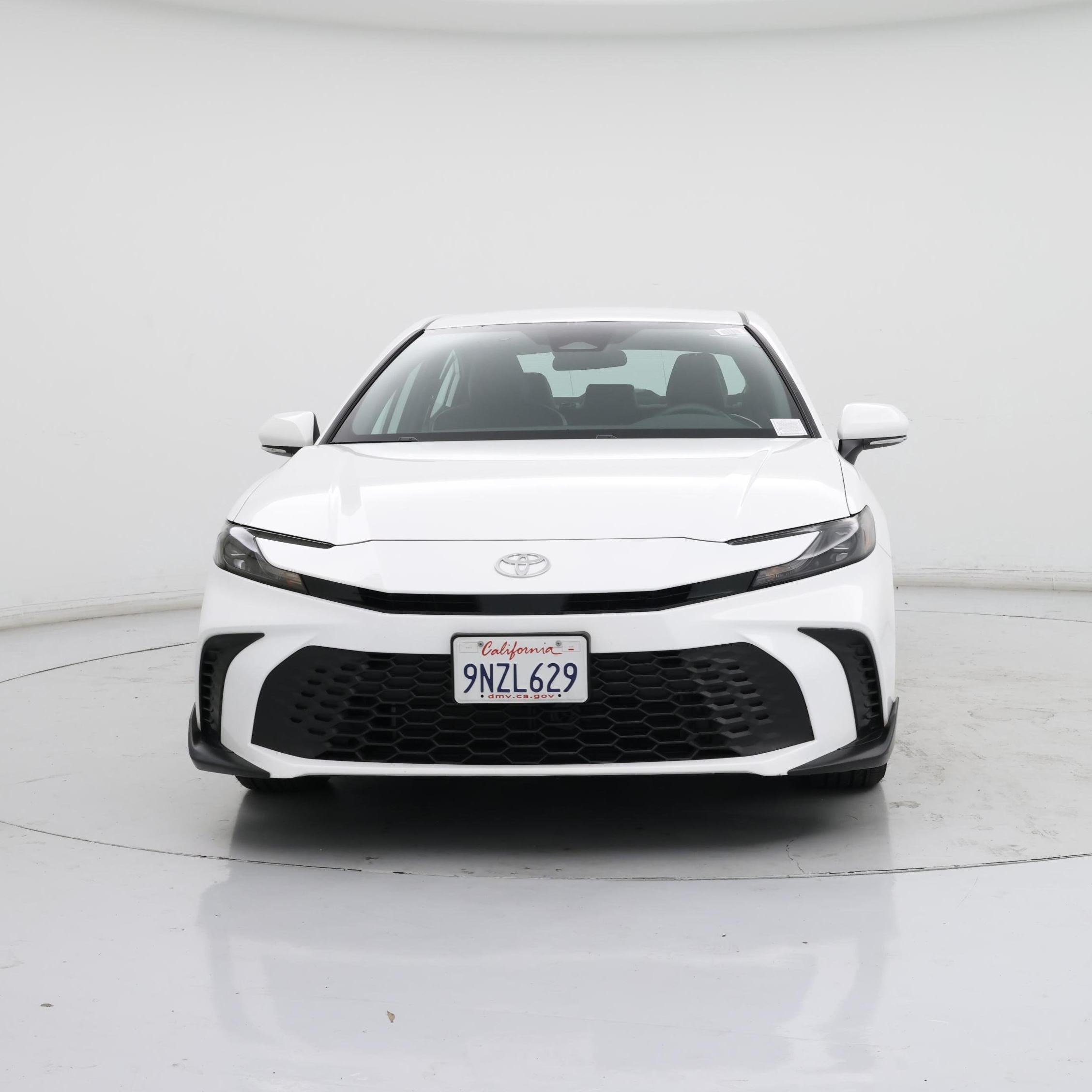 Thumbnail: 2025 Toyota Camry - 5