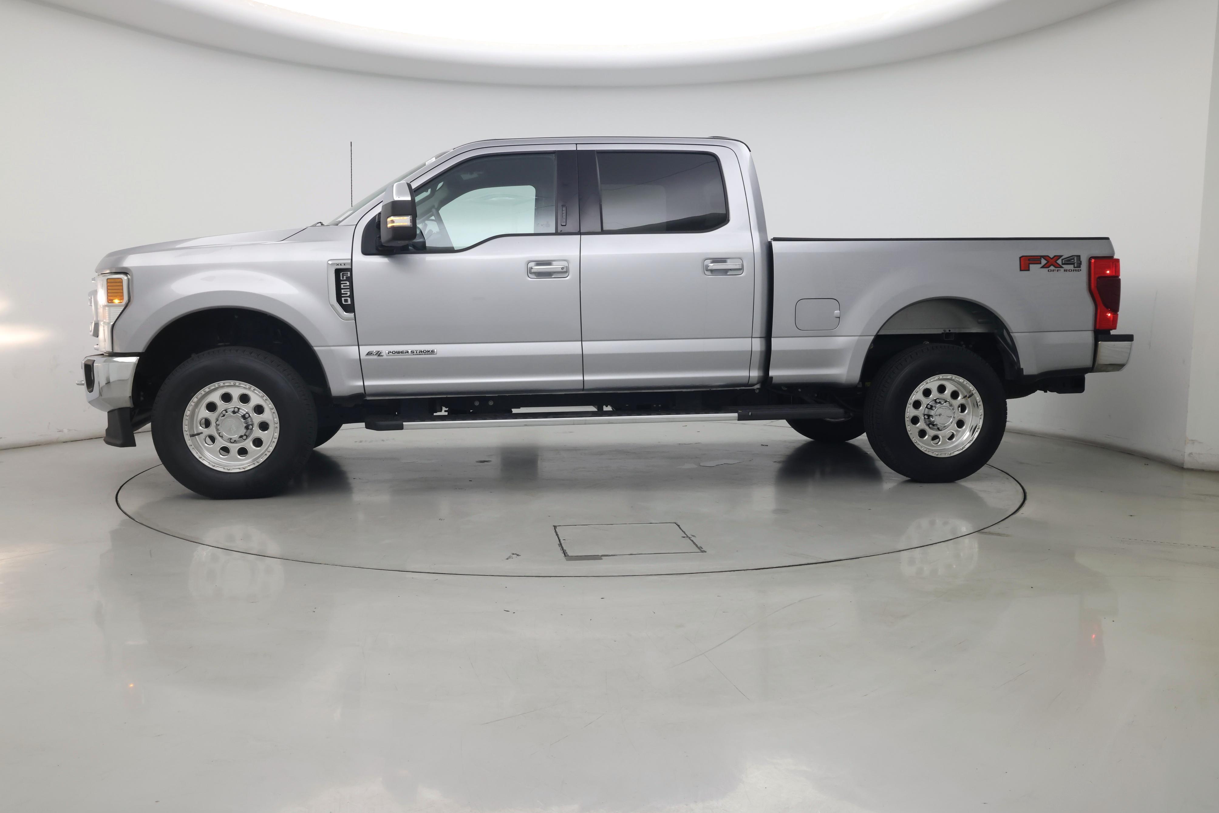 Thumbnail: 2021 Ford F-250 - 3