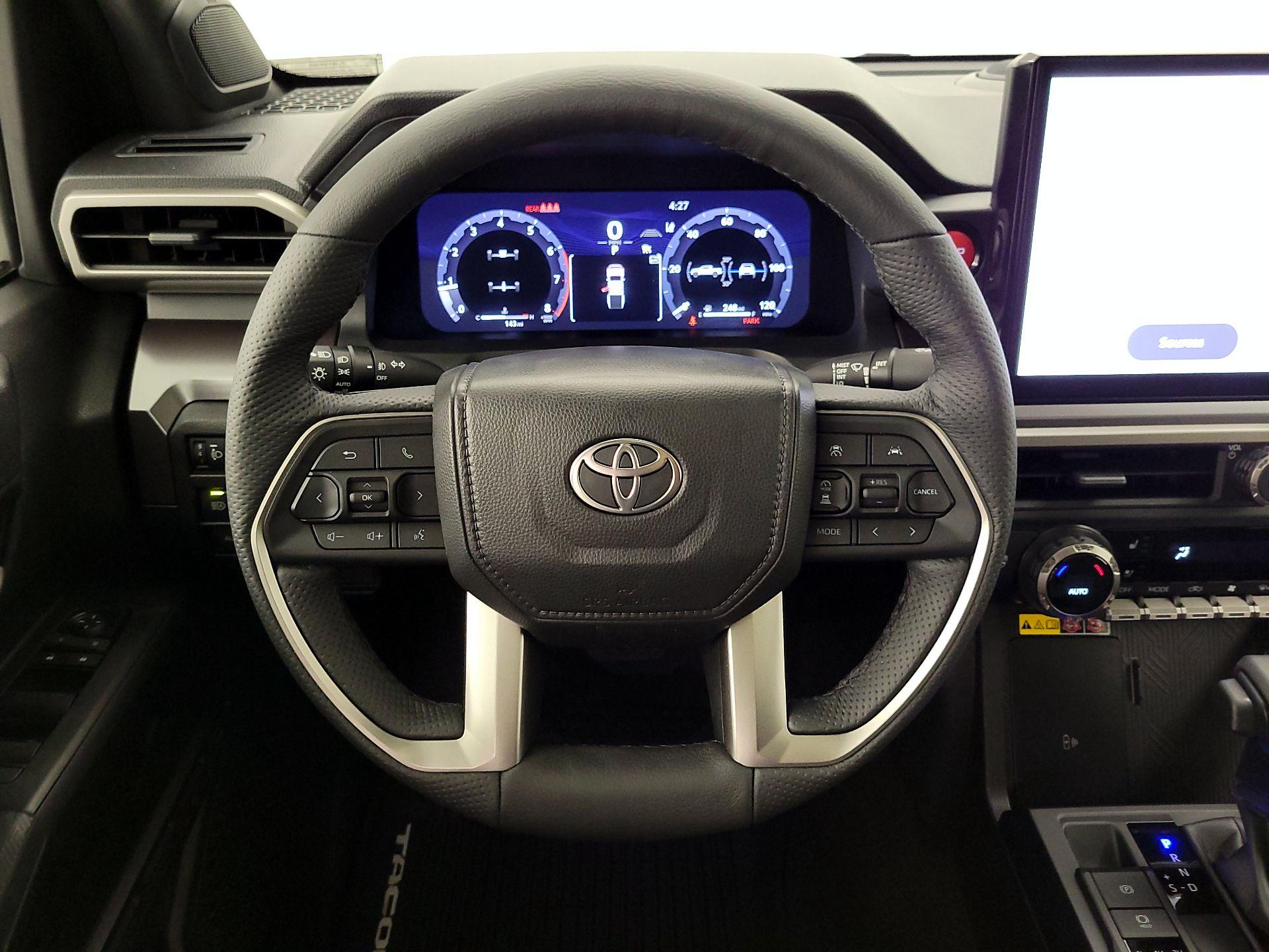 Thumbnail: 2025 Toyota Tacoma - 10