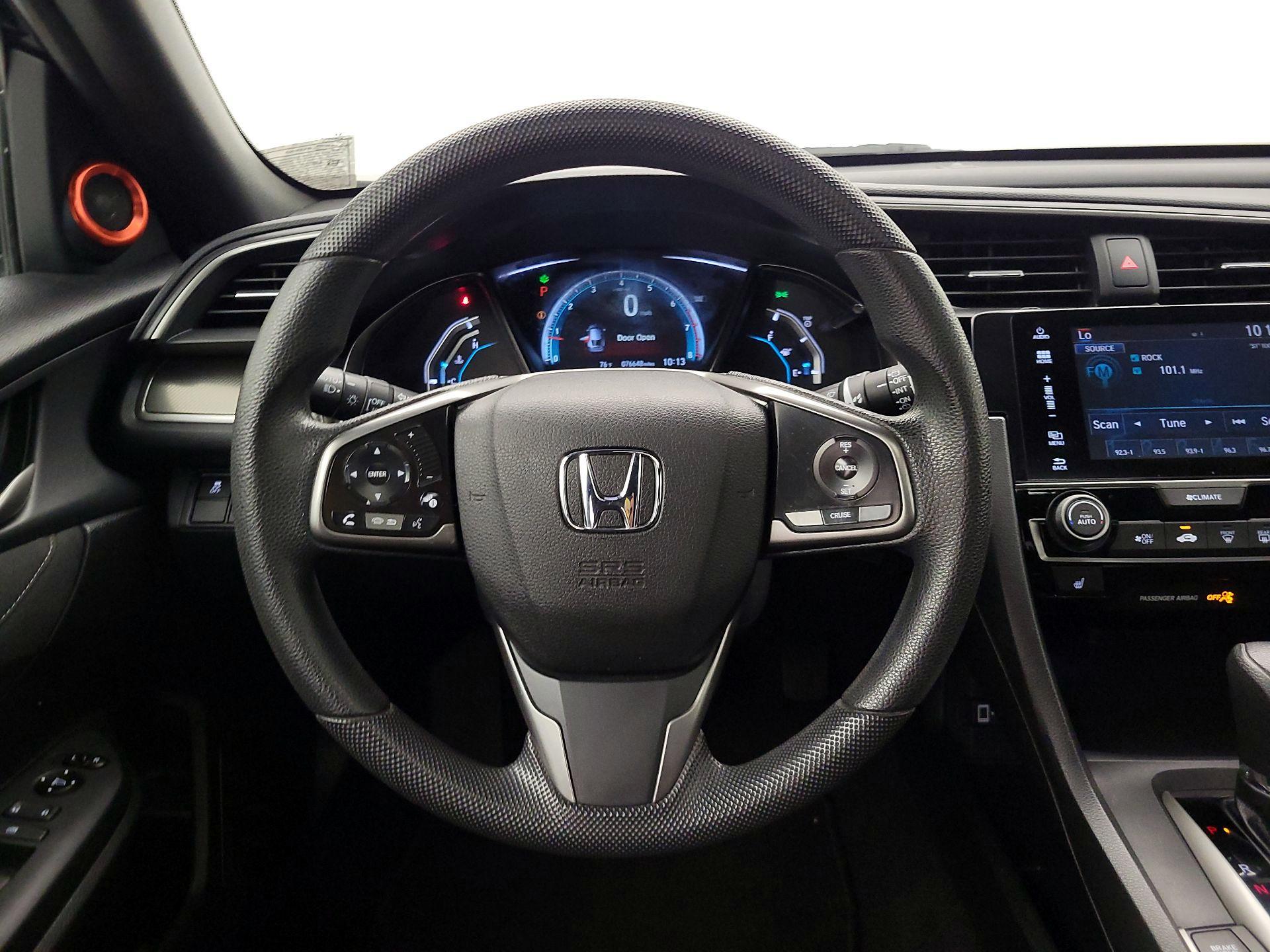Thumbnail: 2017 Honda Civic - 10