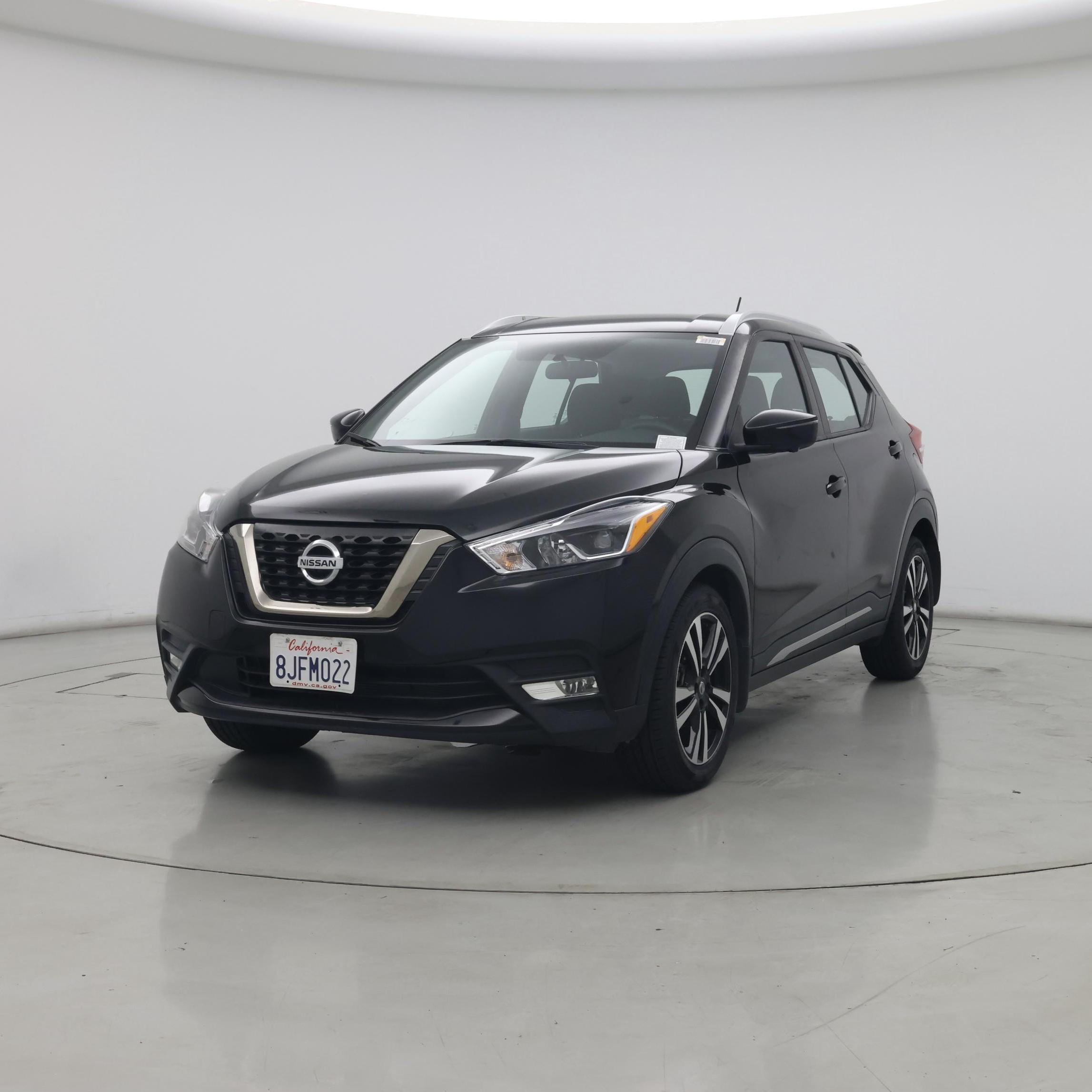 Thumbnail: 2019 Nissan Kicks - 4