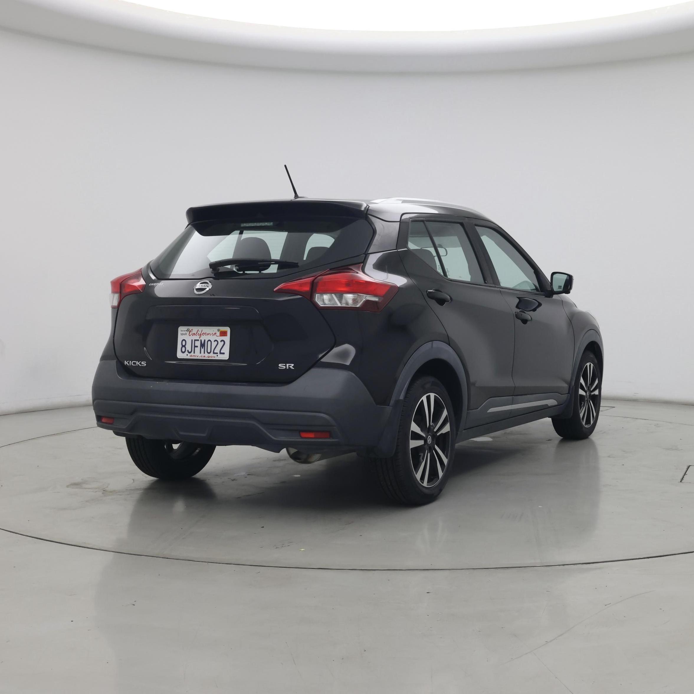 Thumbnail: 2019 Nissan Kicks - 8
