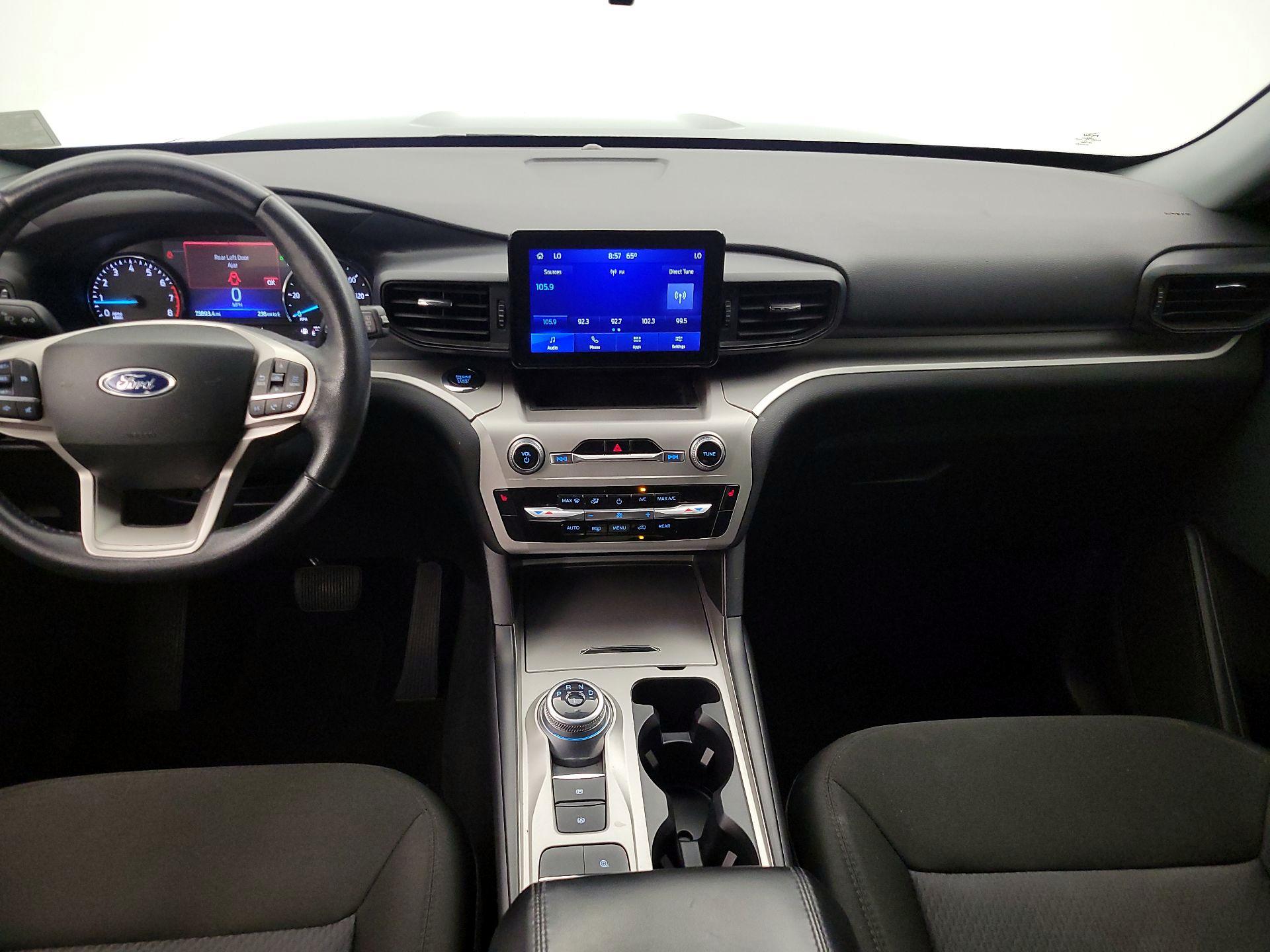 Thumbnail: 2022 Ford Explorer - 9