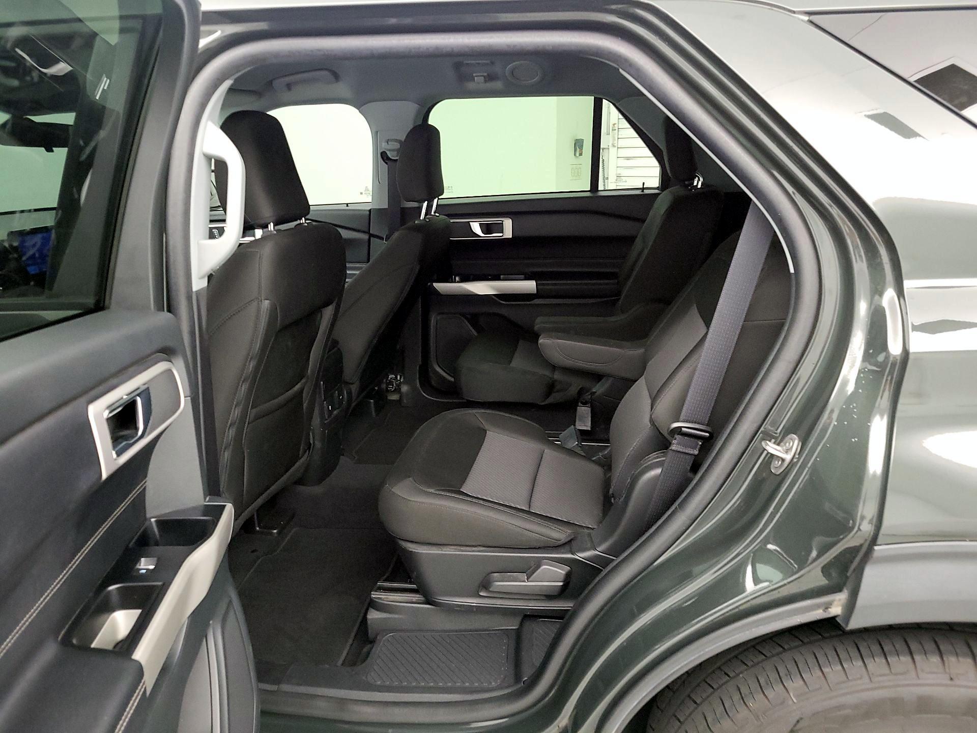 Thumbnail: 2022 Ford Explorer - 17