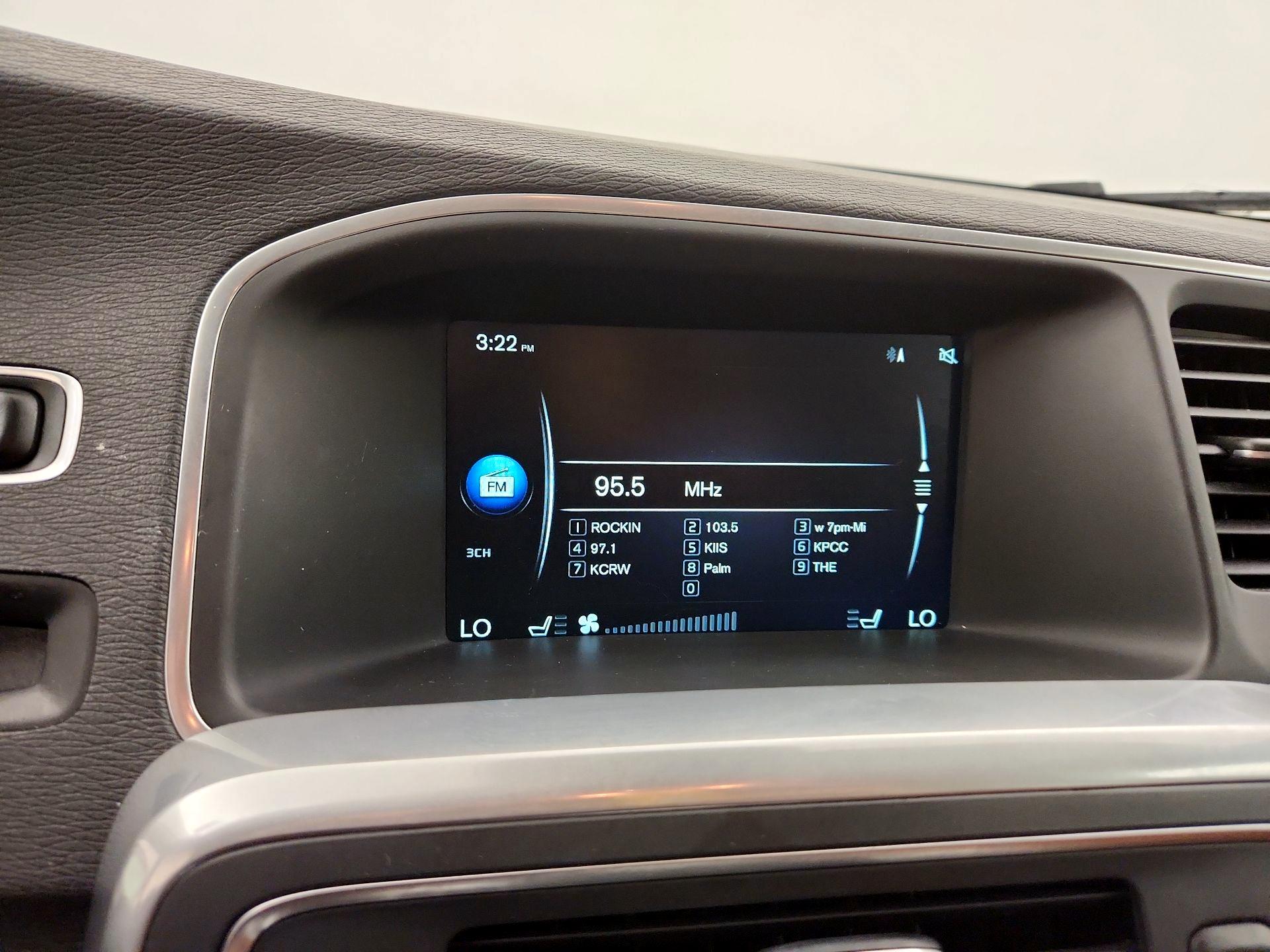 Thumbnail: 2016 Volvo S60 - 16