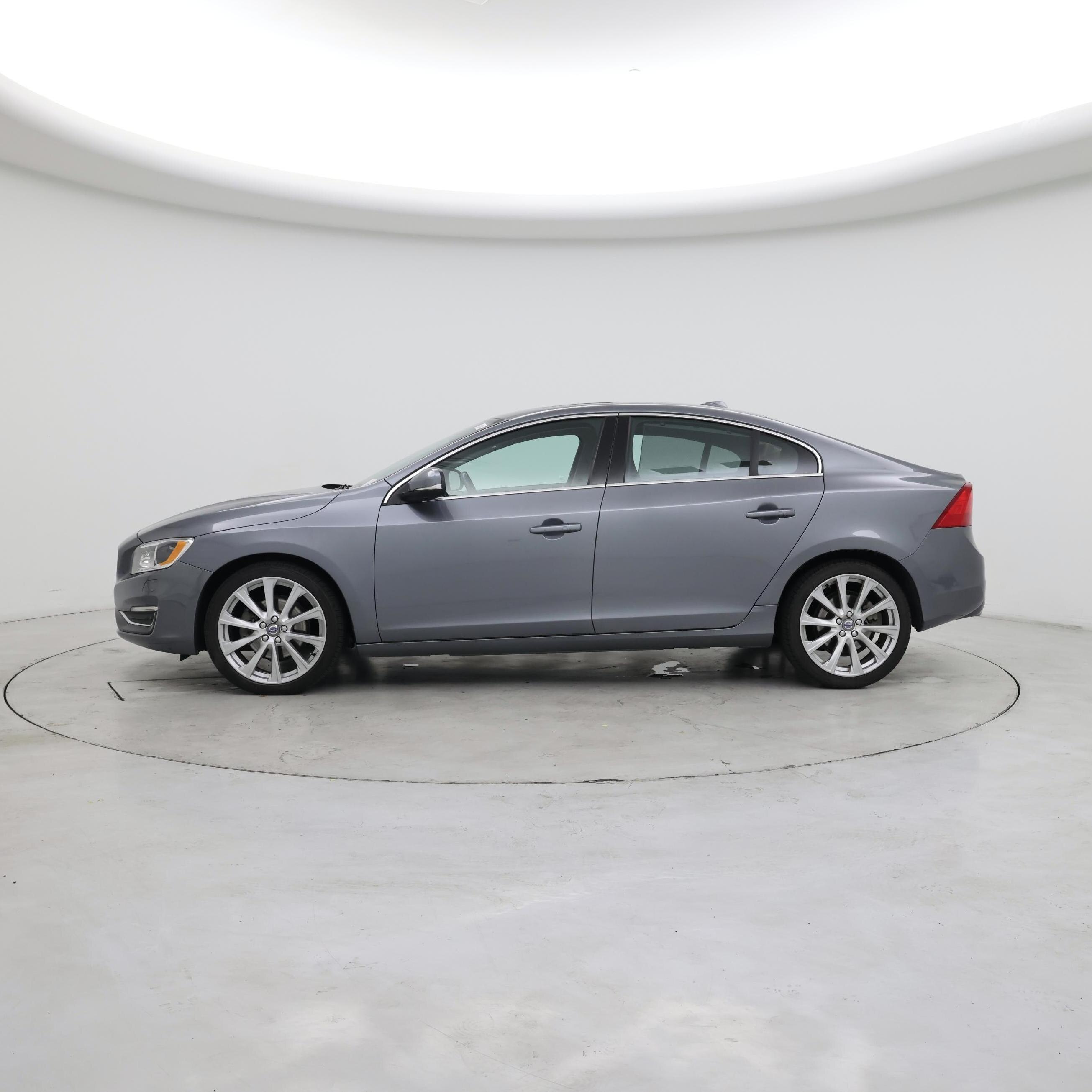 Thumbnail: 2016 Volvo S60 - 3