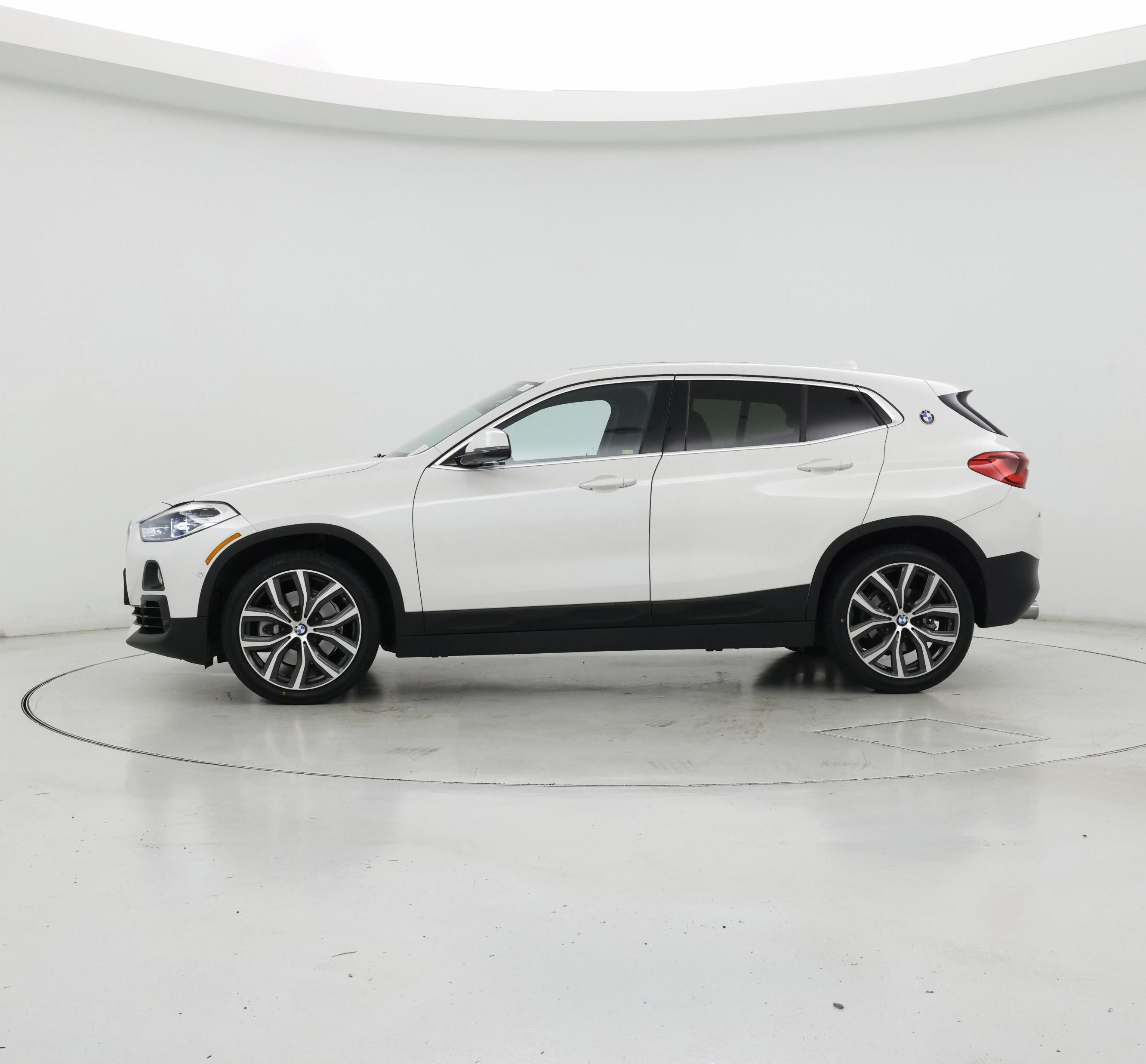Thumbnail: 2020 BMW X2 - 3