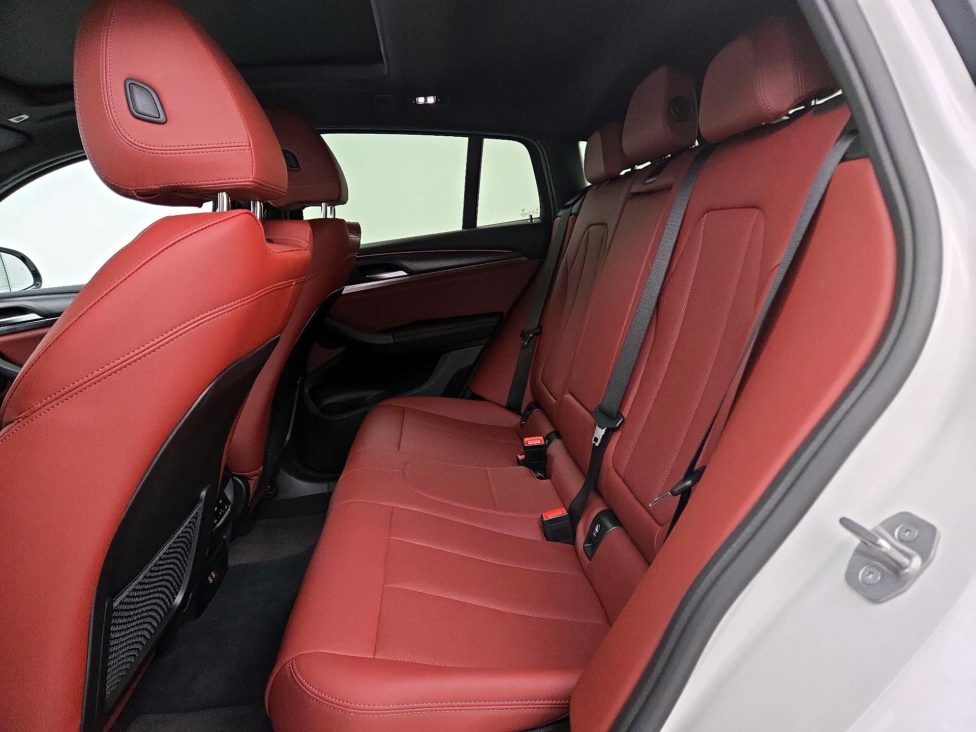 Thumbnail: 2022 BMW X4 - 20
