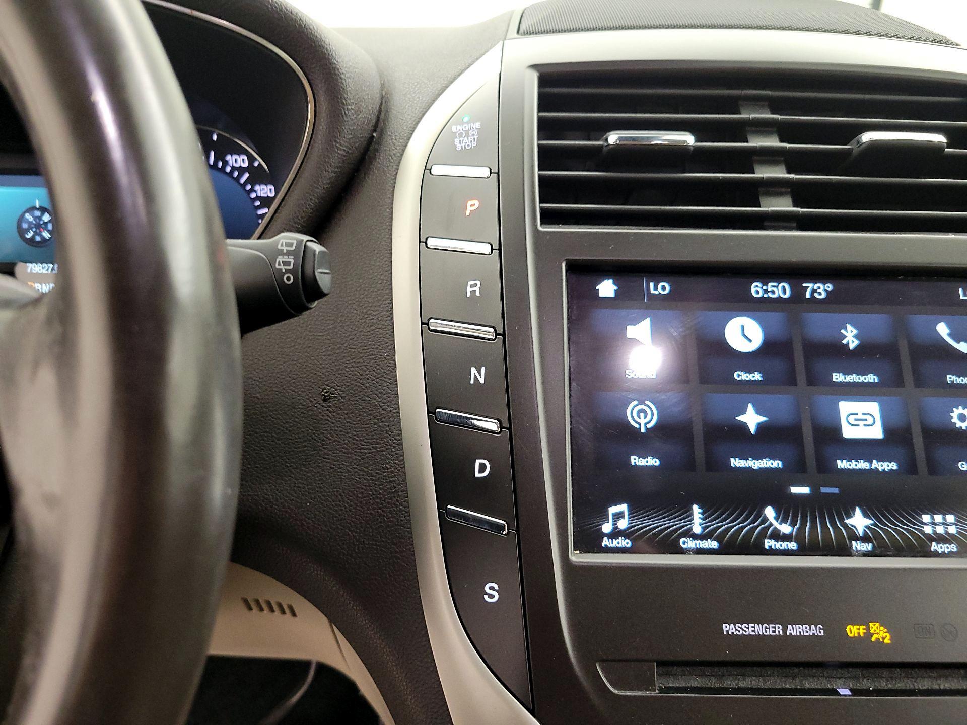 Thumbnail: 2017 Lincoln MKC - 18