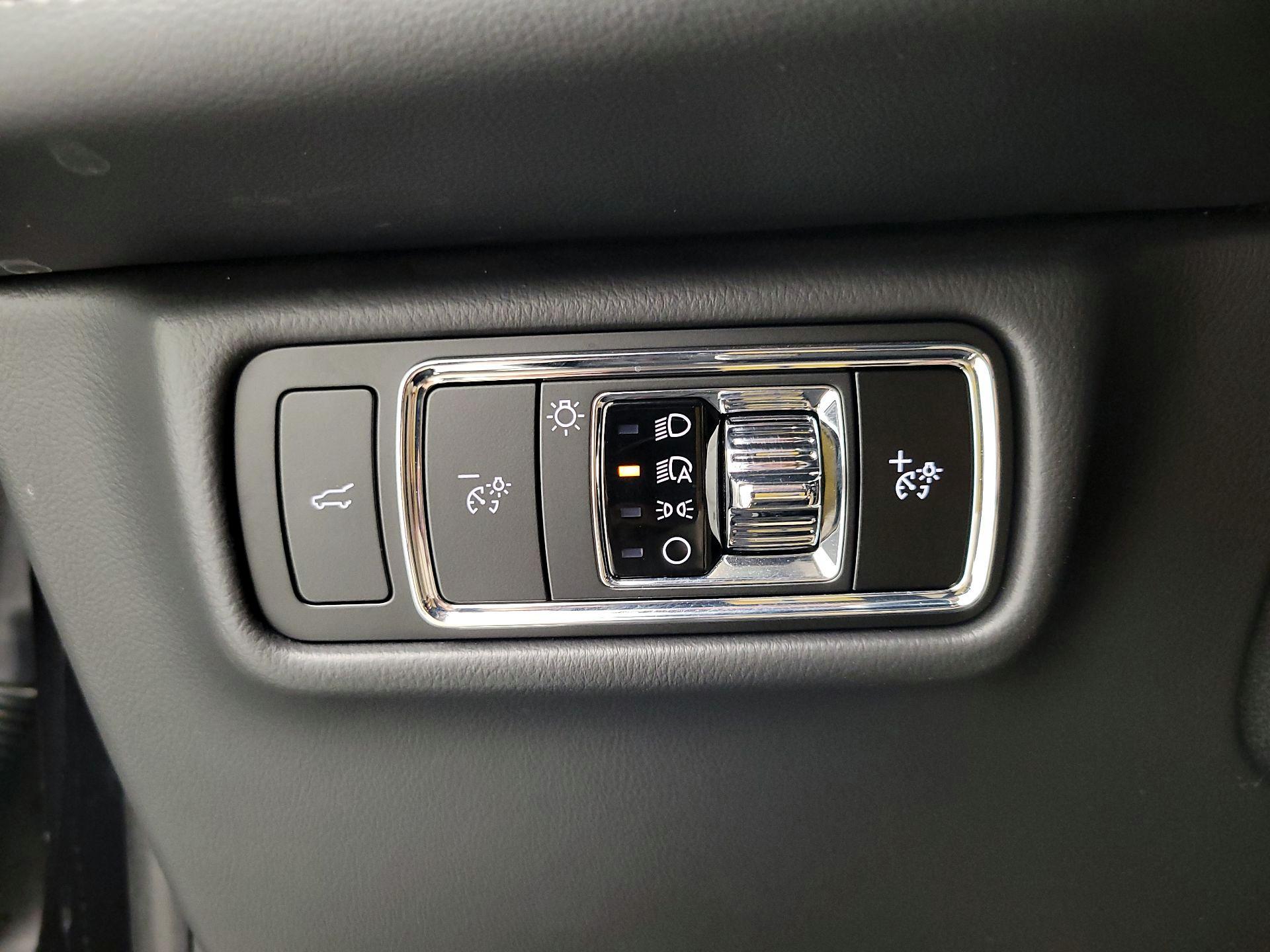 Thumbnail: 2024 Lincoln Aviator - 13