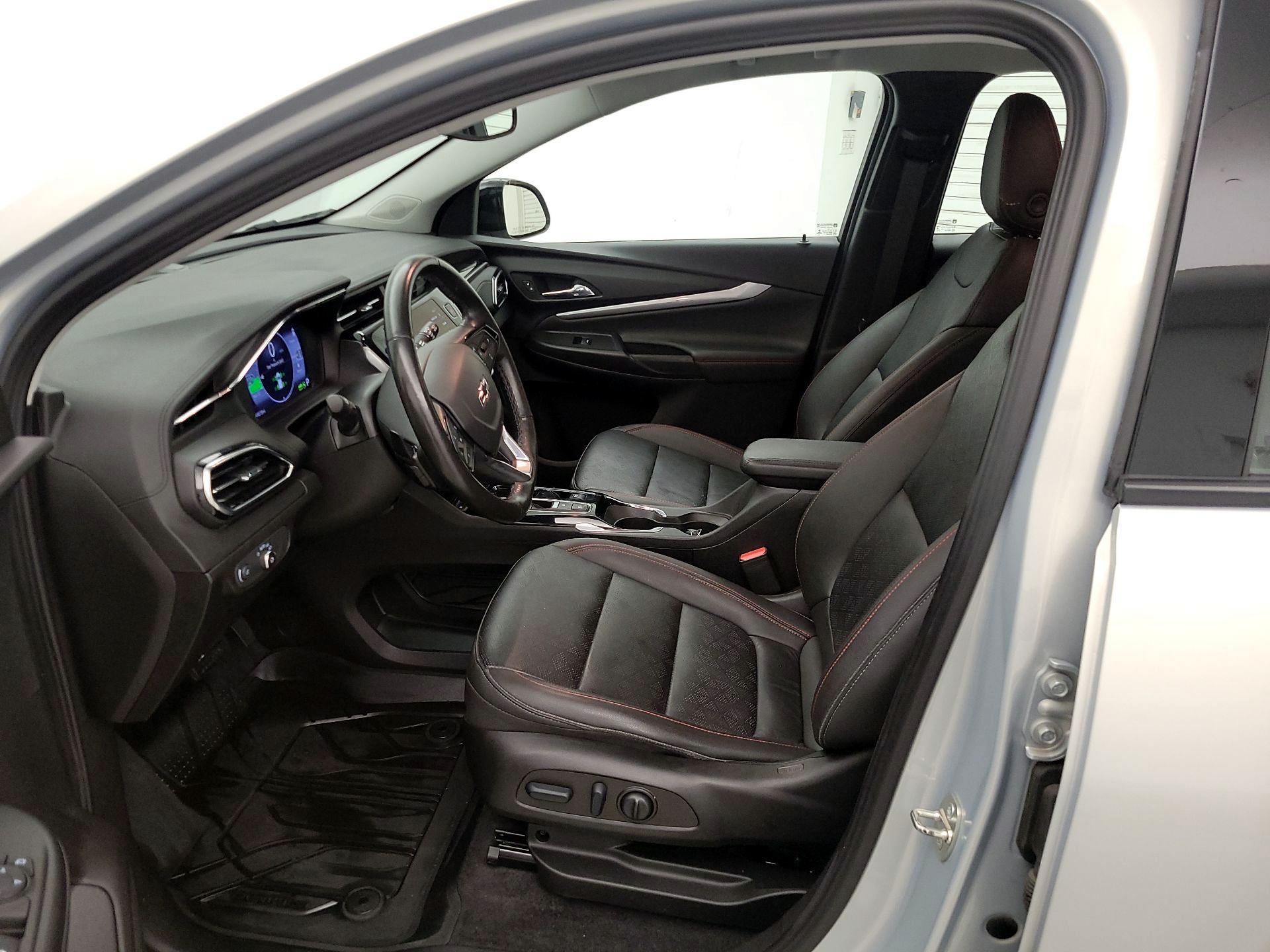 Thumbnail: 2023 Chevrolet Bolt EUV - 11