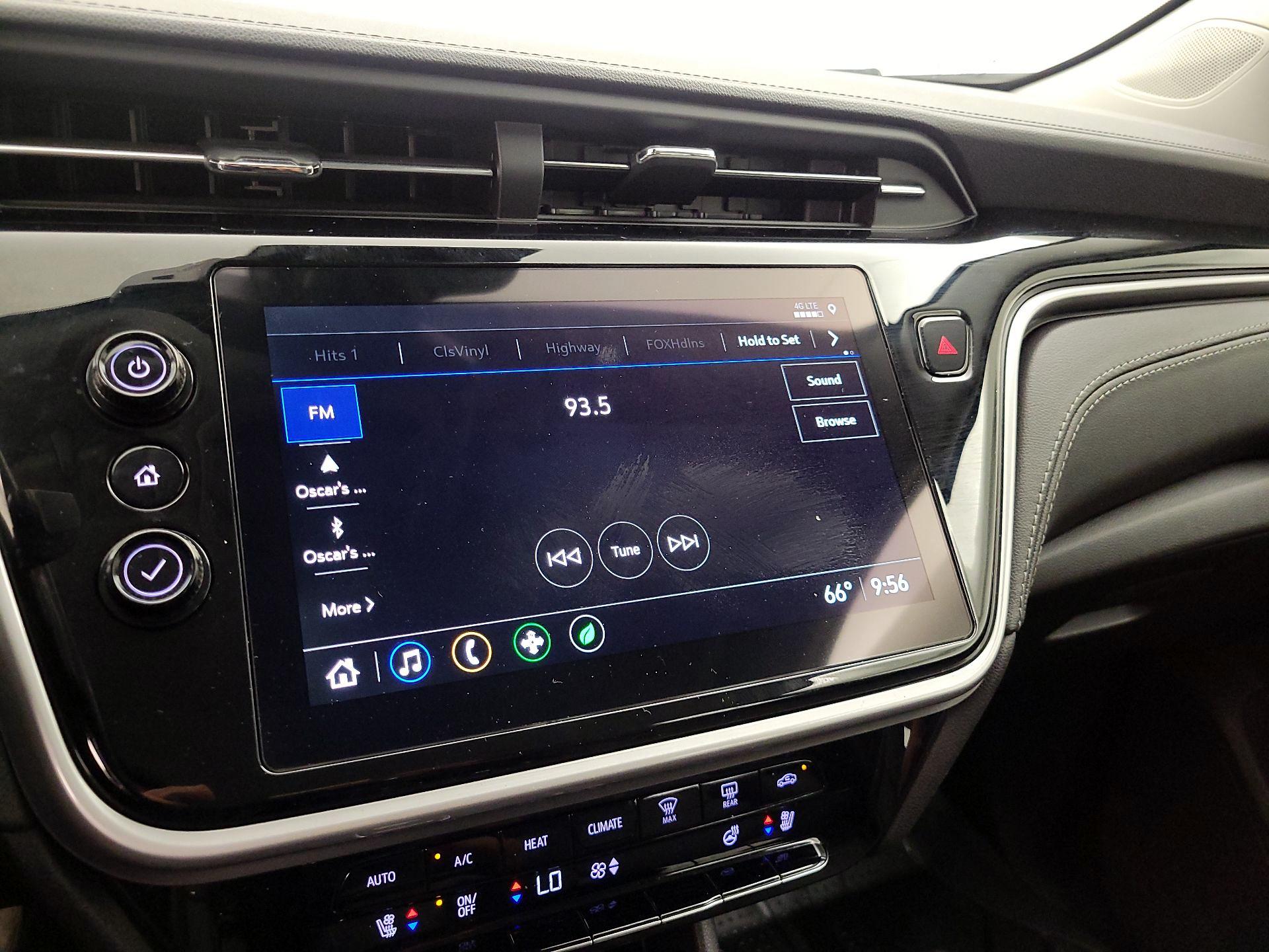 Thumbnail: 2023 Chevrolet Bolt EUV - 14