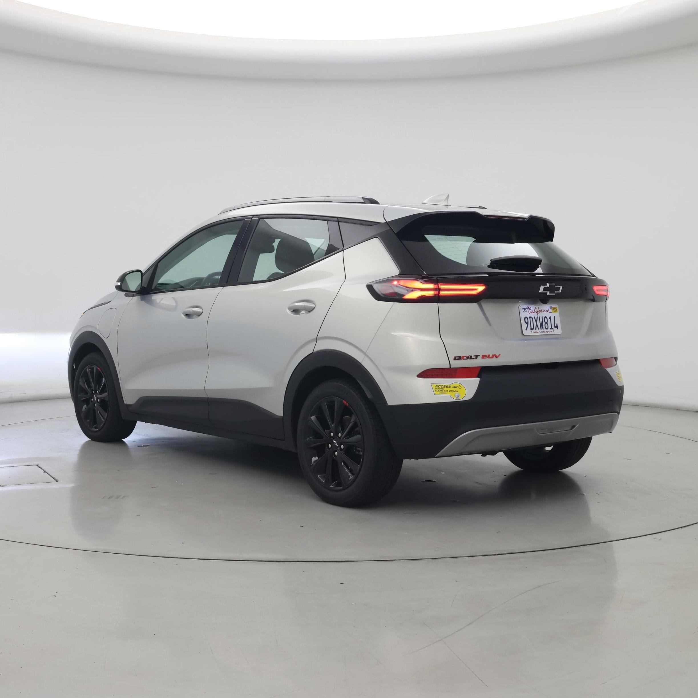 Thumbnail: 2023 Chevrolet Bolt EUV - 2