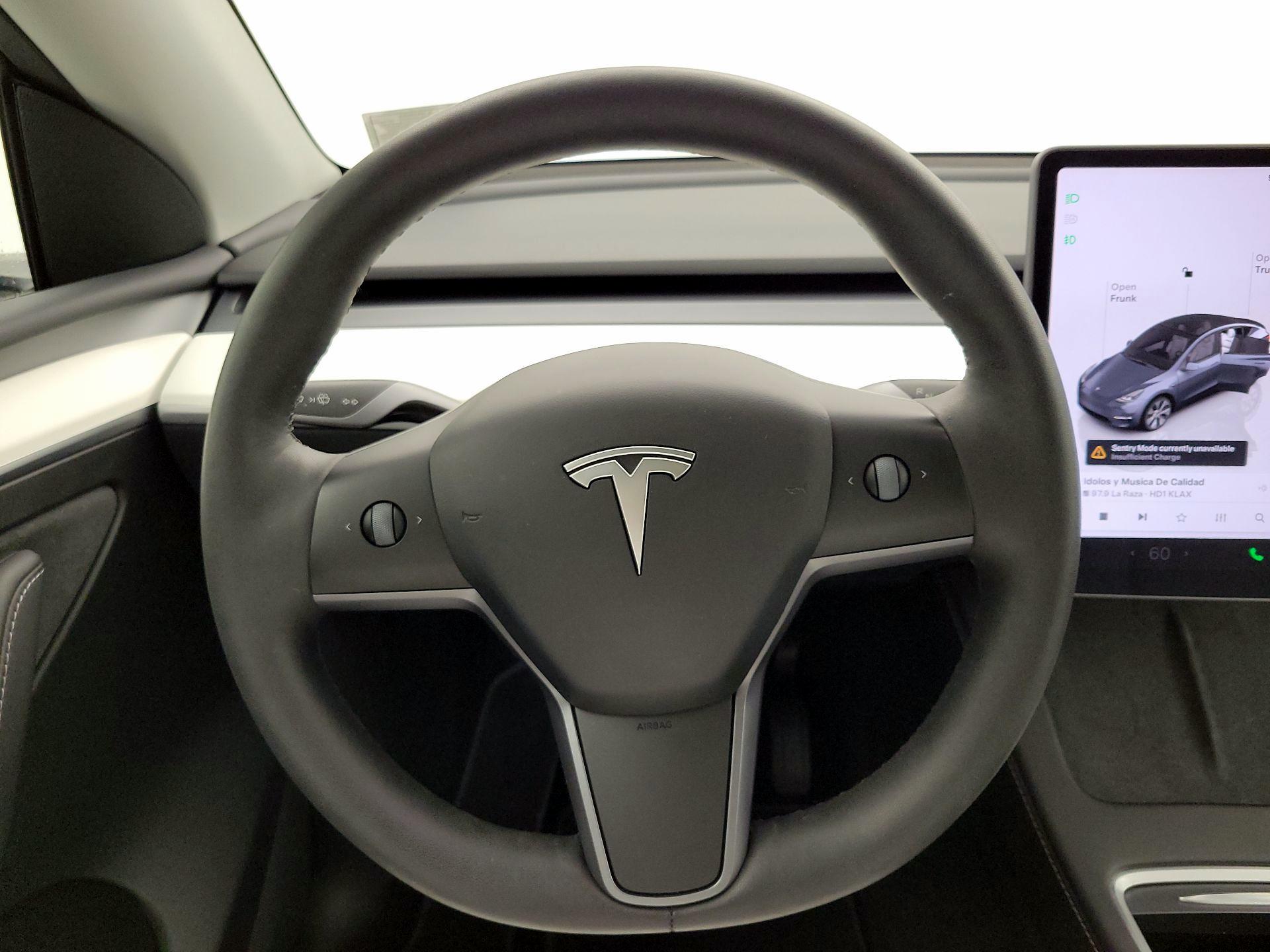 Thumbnail: 2023 Tesla Model Y - 10