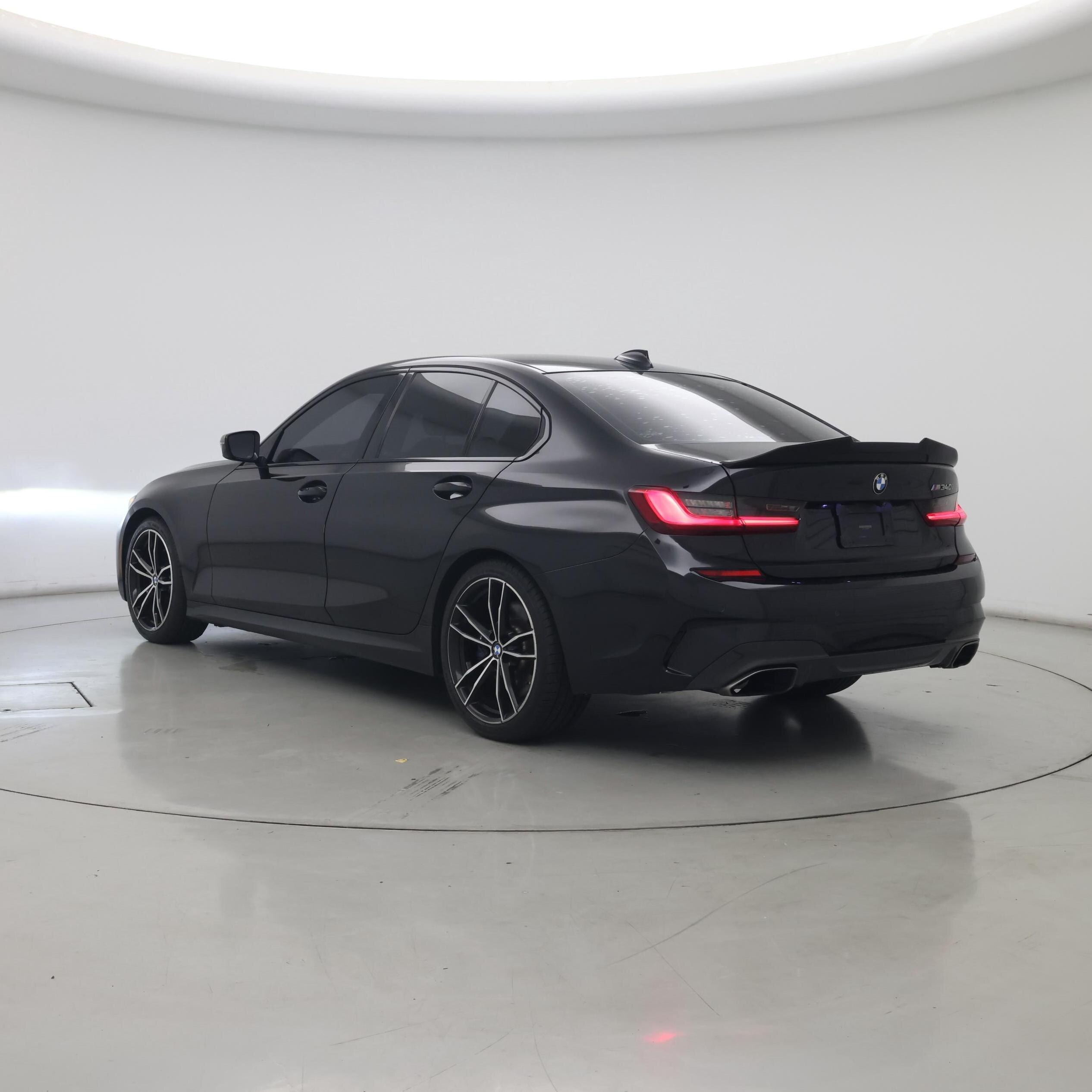 Thumbnail: 2020 BMW 3 Series - 2