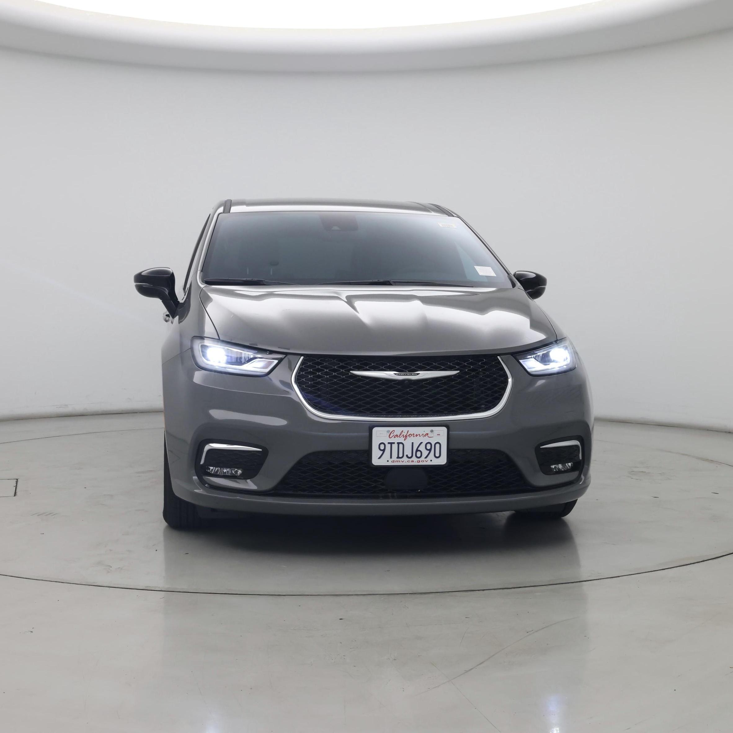 Thumbnail: 2025 Chrysler Pacifica - 5