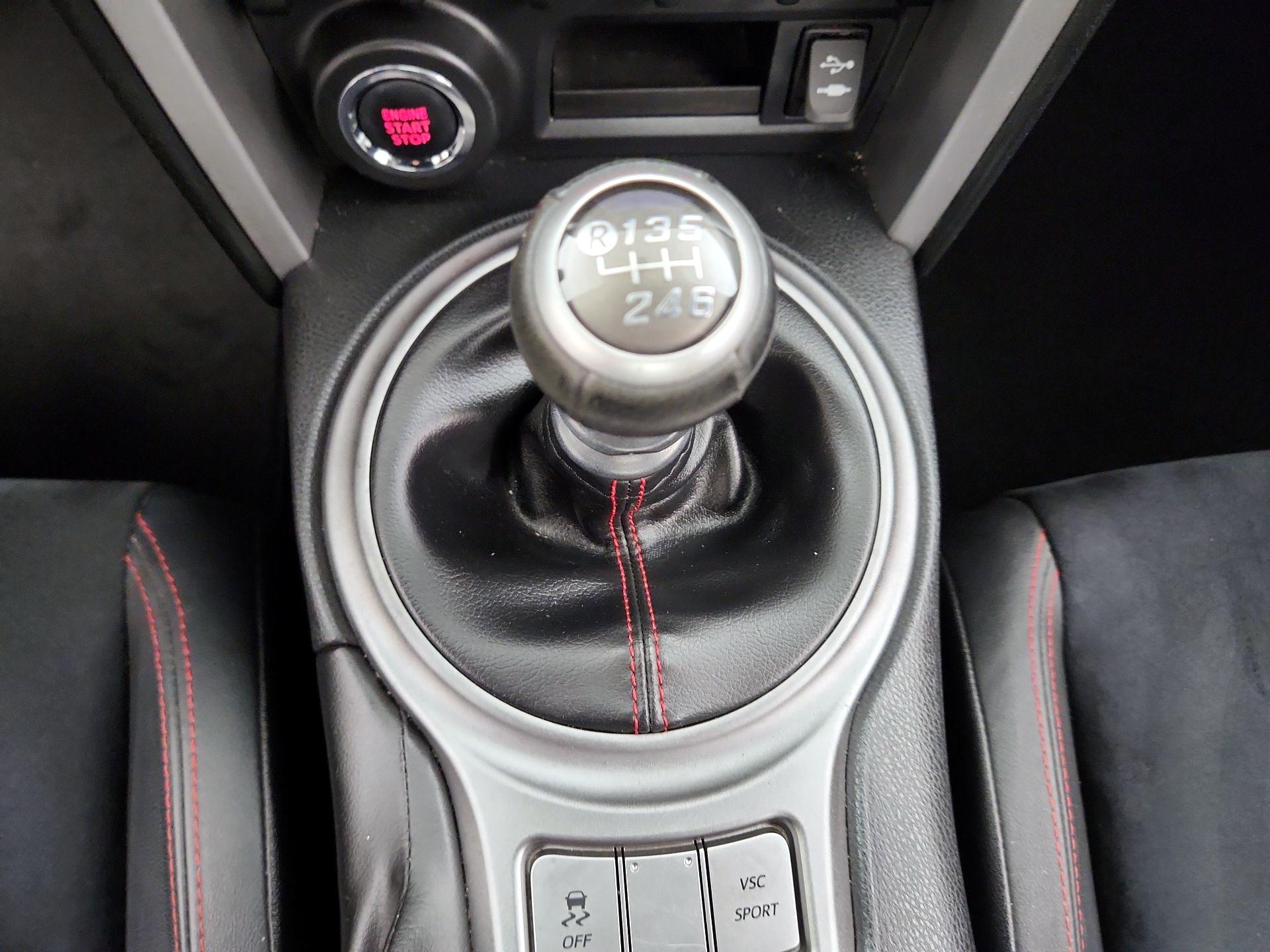 Thumbnail: 2013 Subaru BRZ - 16
