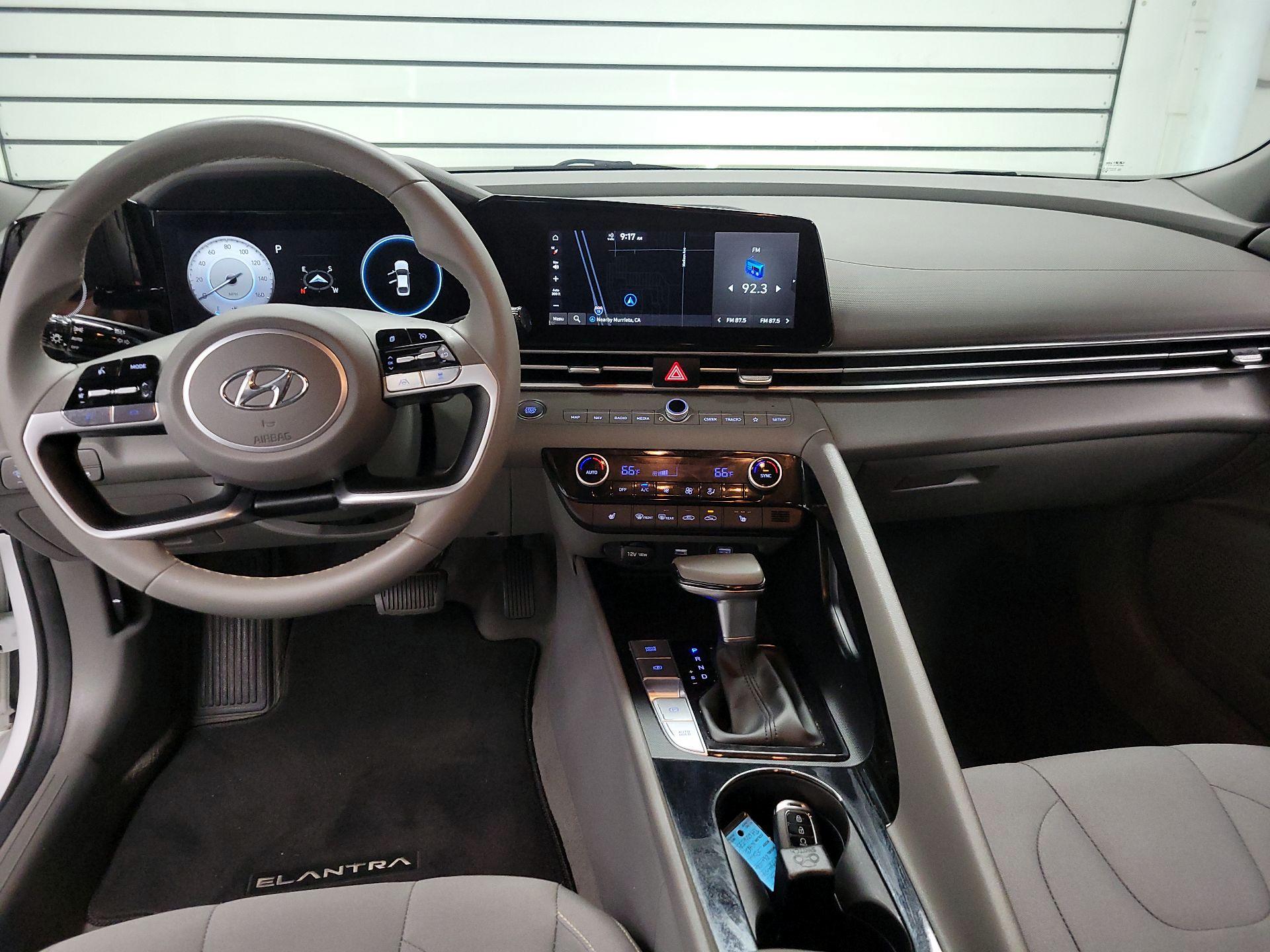 Thumbnail: 2023 Hyundai Elantra - 9