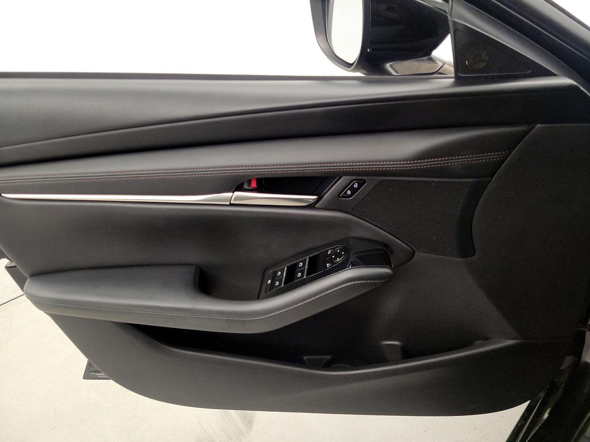 Thumbnail: 2019 Mazda Mazda3 - 12