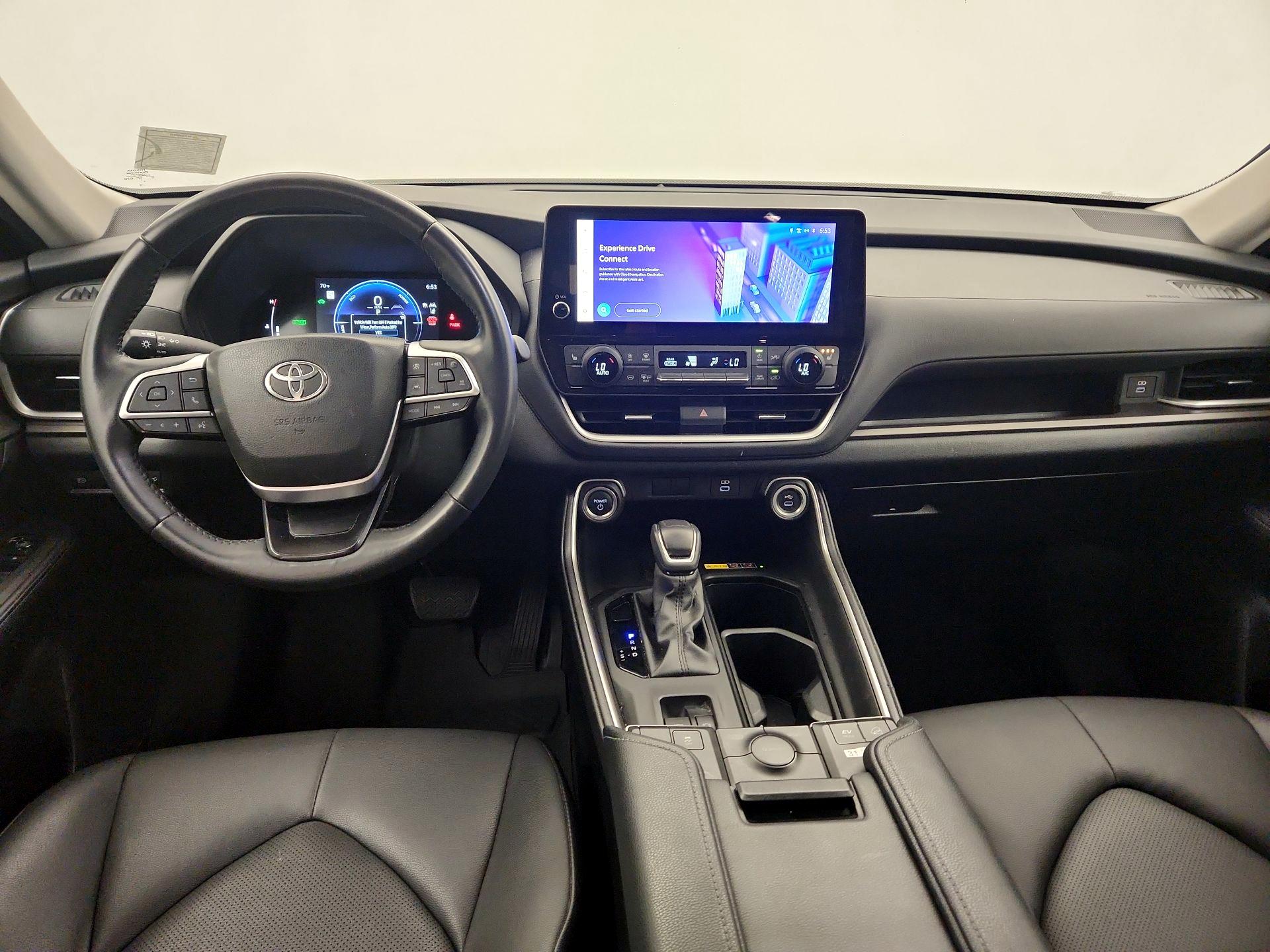 Thumbnail: 2024 Toyota Highlander - 9