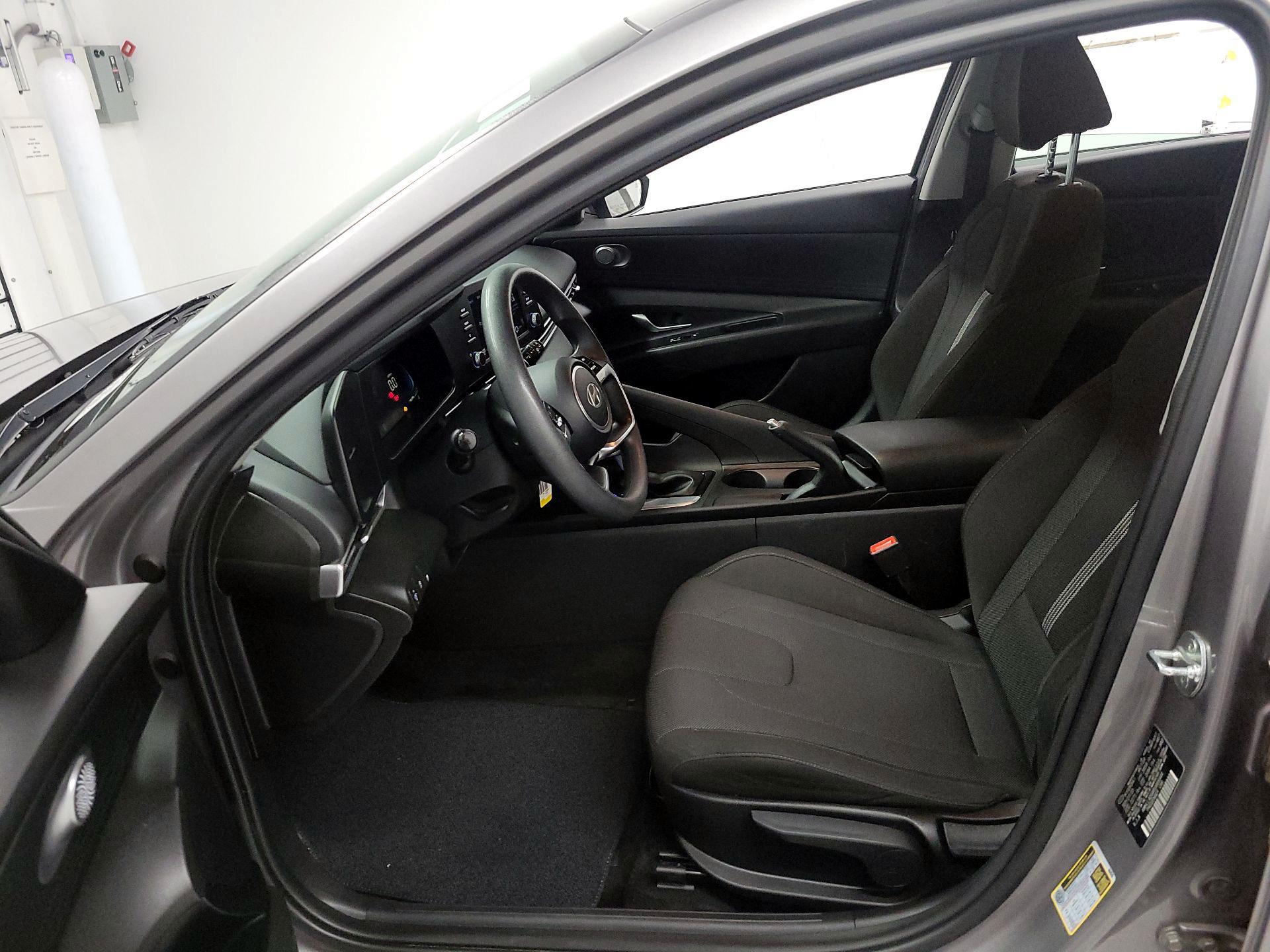 Thumbnail: 2024 Hyundai Elantra - 11