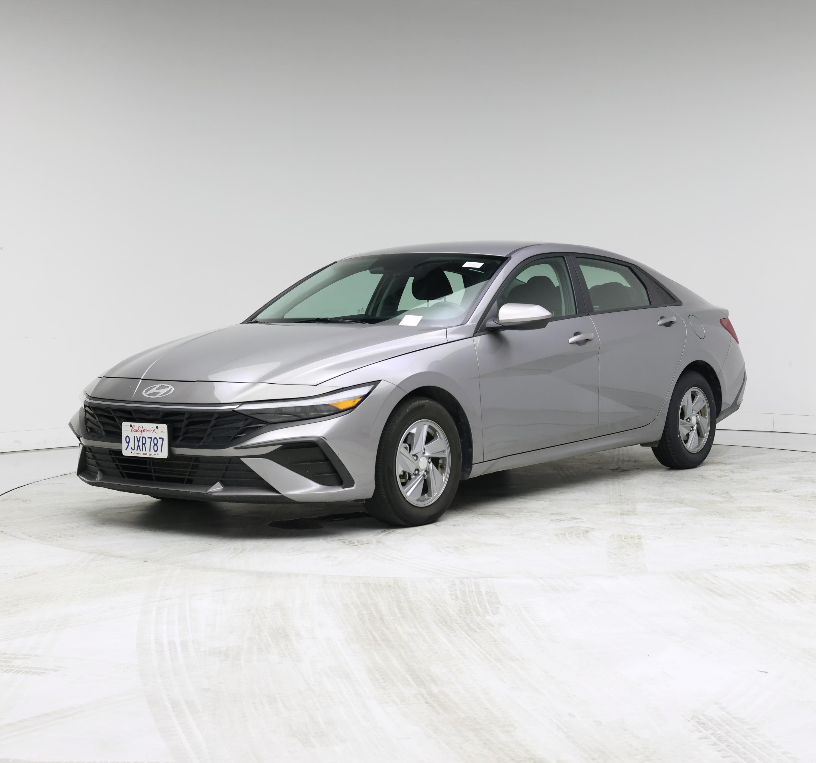 Thumbnail: 2024 Hyundai Elantra - 4