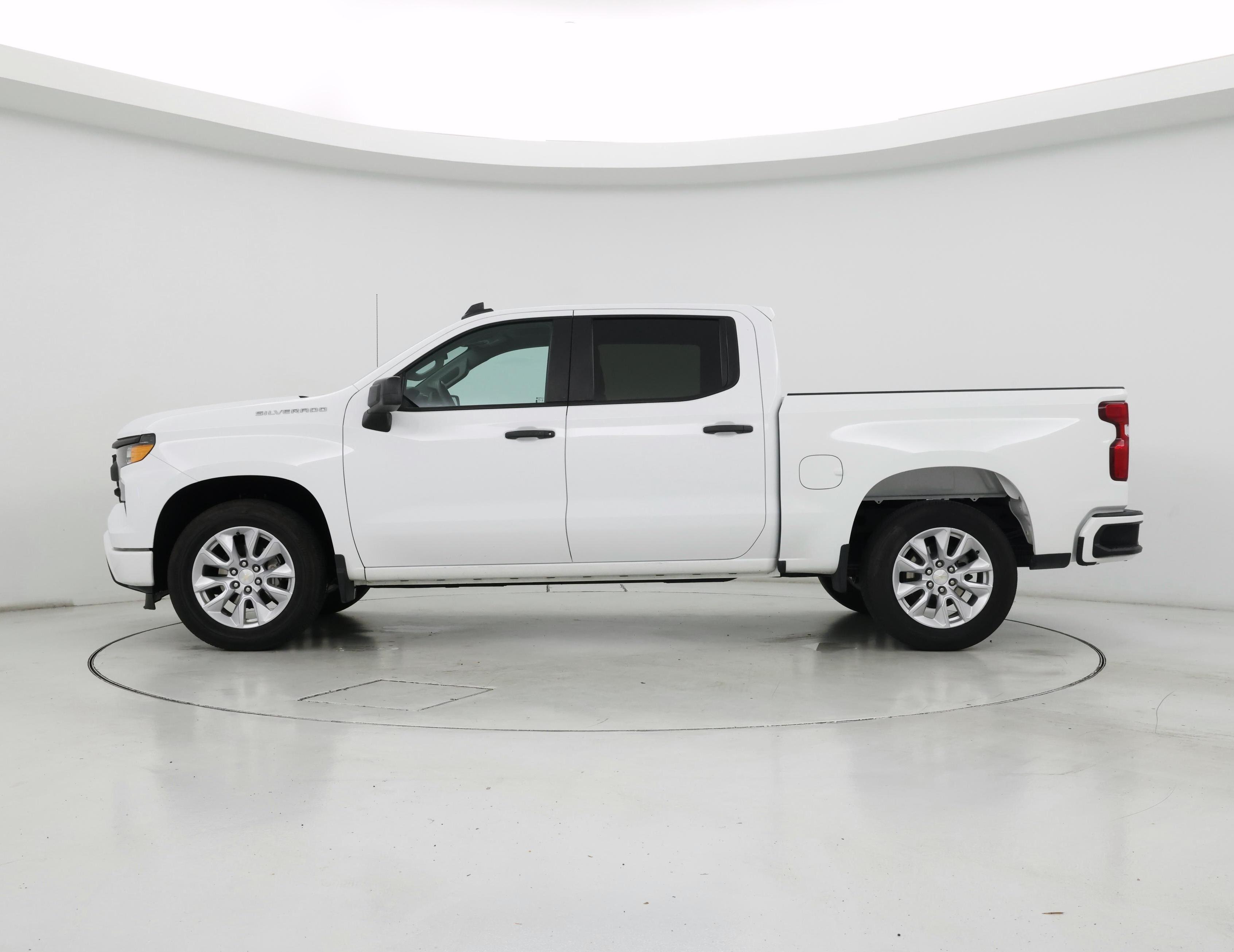 Thumbnail: 2023 Chevrolet Silverado 1500 - 3